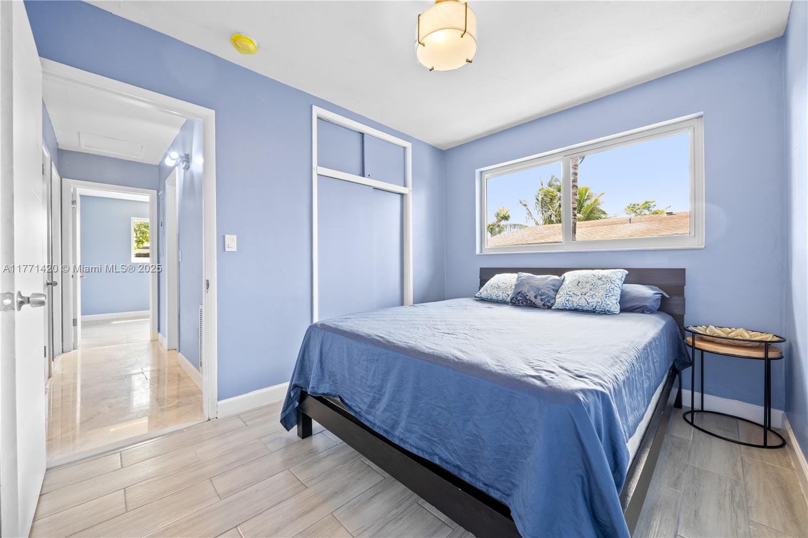 2241 Island Dr