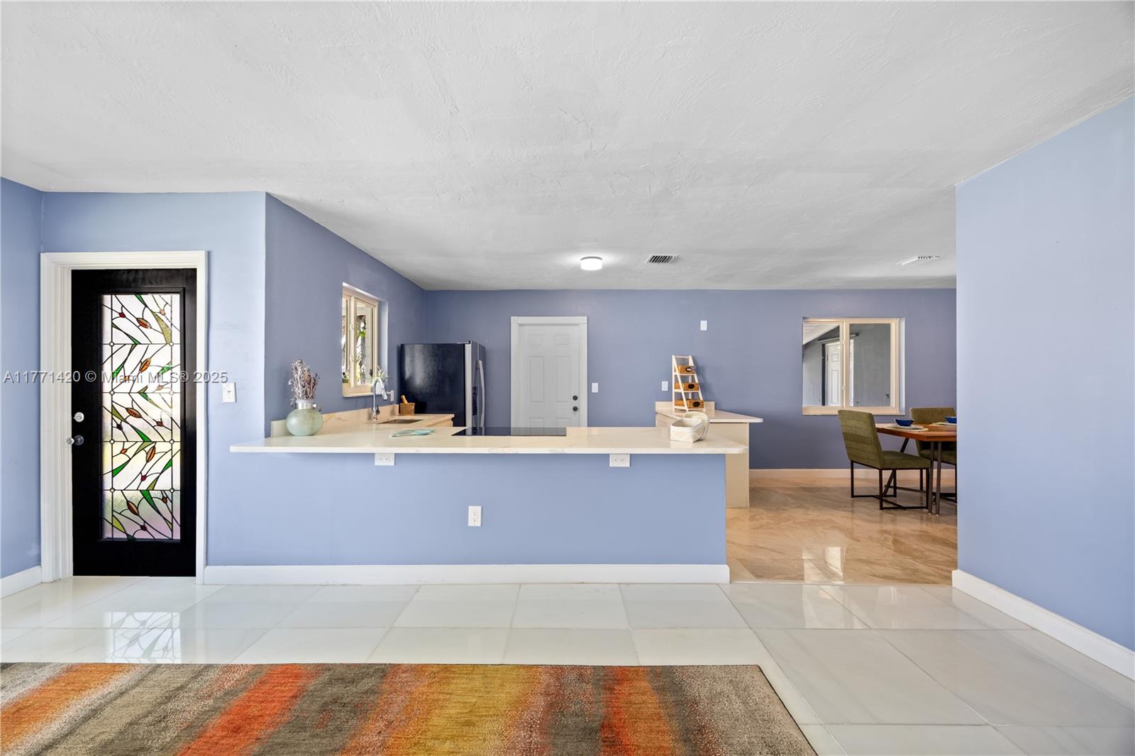 2241 Island Dr