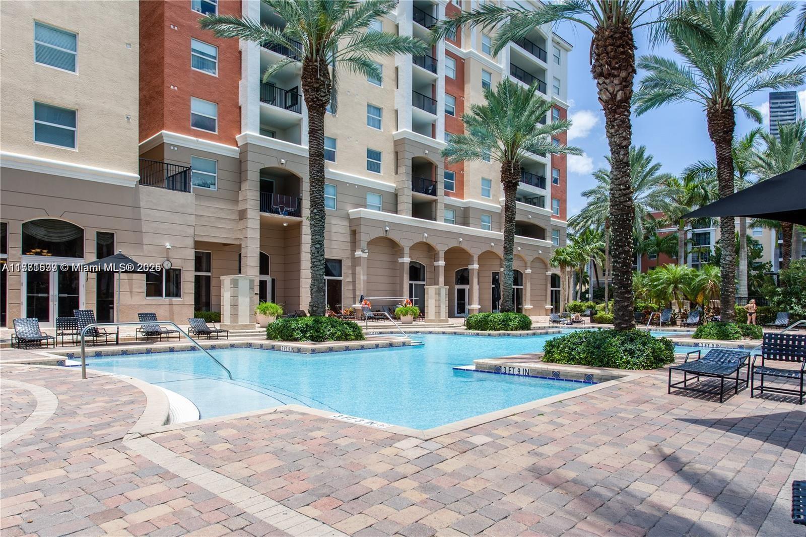 17145 N Bay Rd # 4409