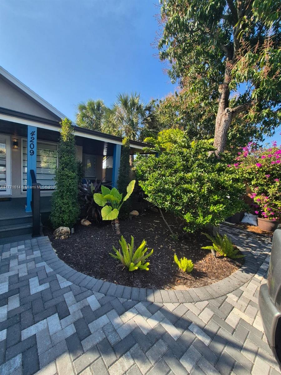 4209 N Flagler Dr # 4209