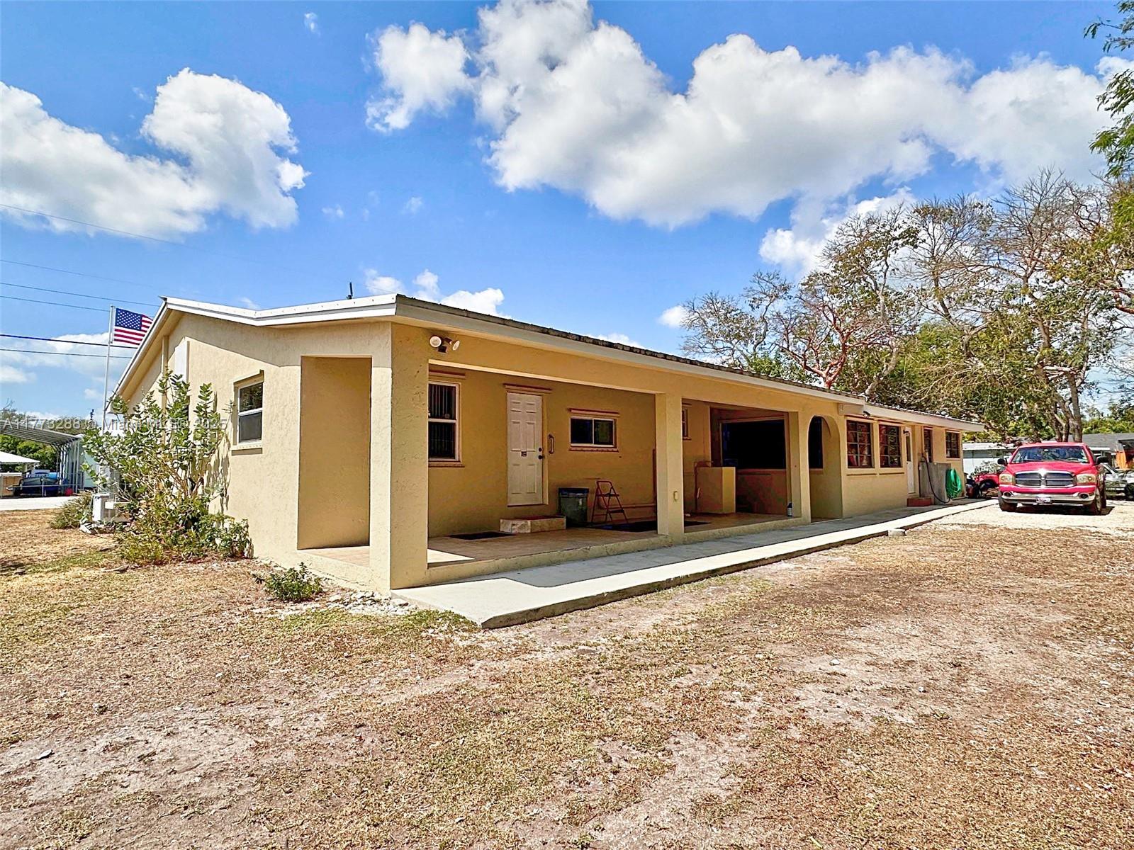 28 Bonefish Ave