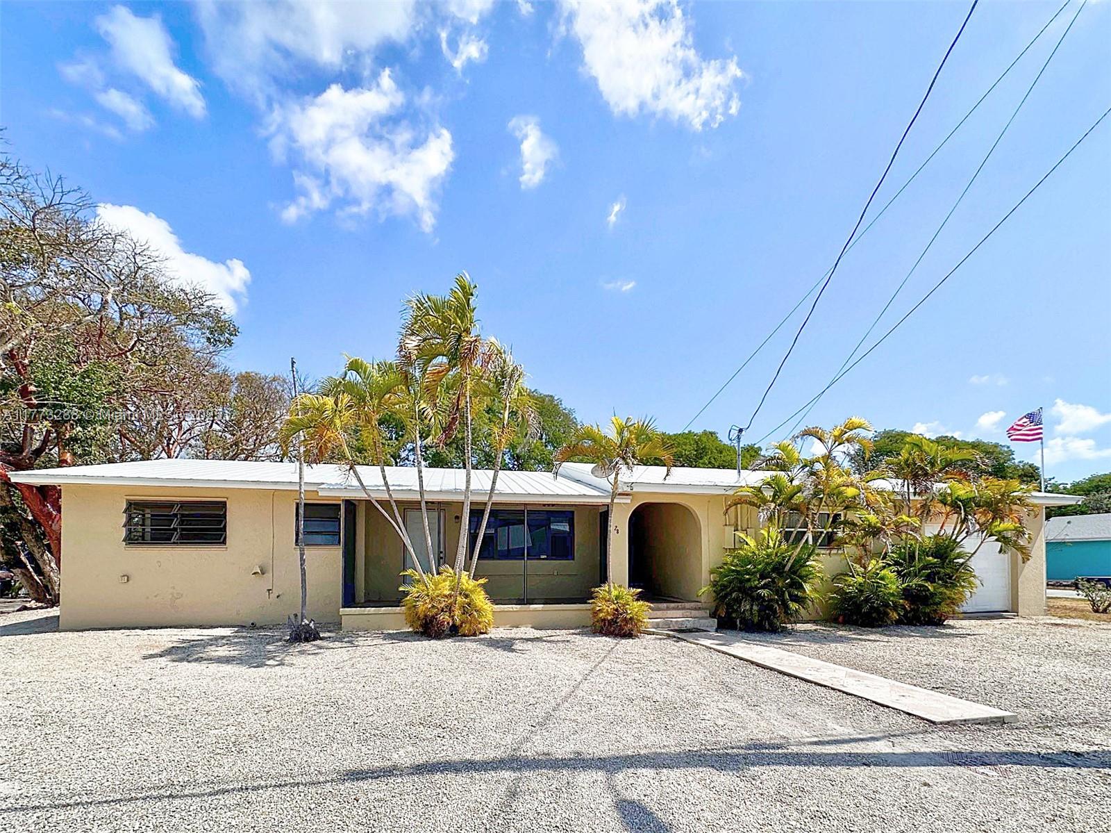 28 Bonefish Ave