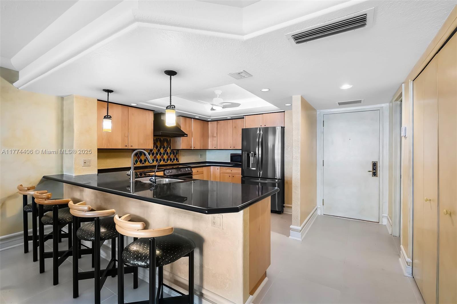 3900 GALT OCEAN DR # 214