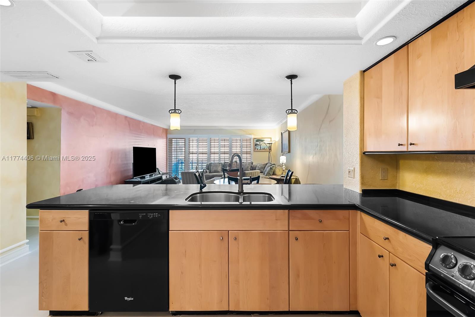 3900 GALT OCEAN DR # 214