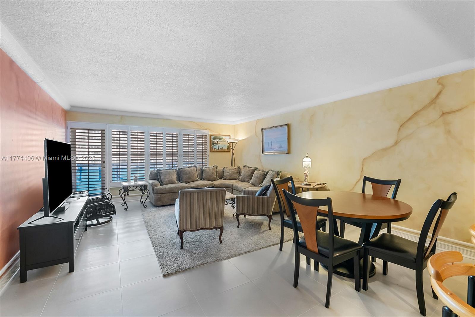 3900 GALT OCEAN DR # 214