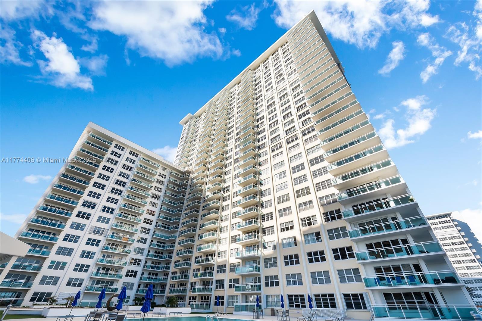 3900 GALT OCEAN DR # 214