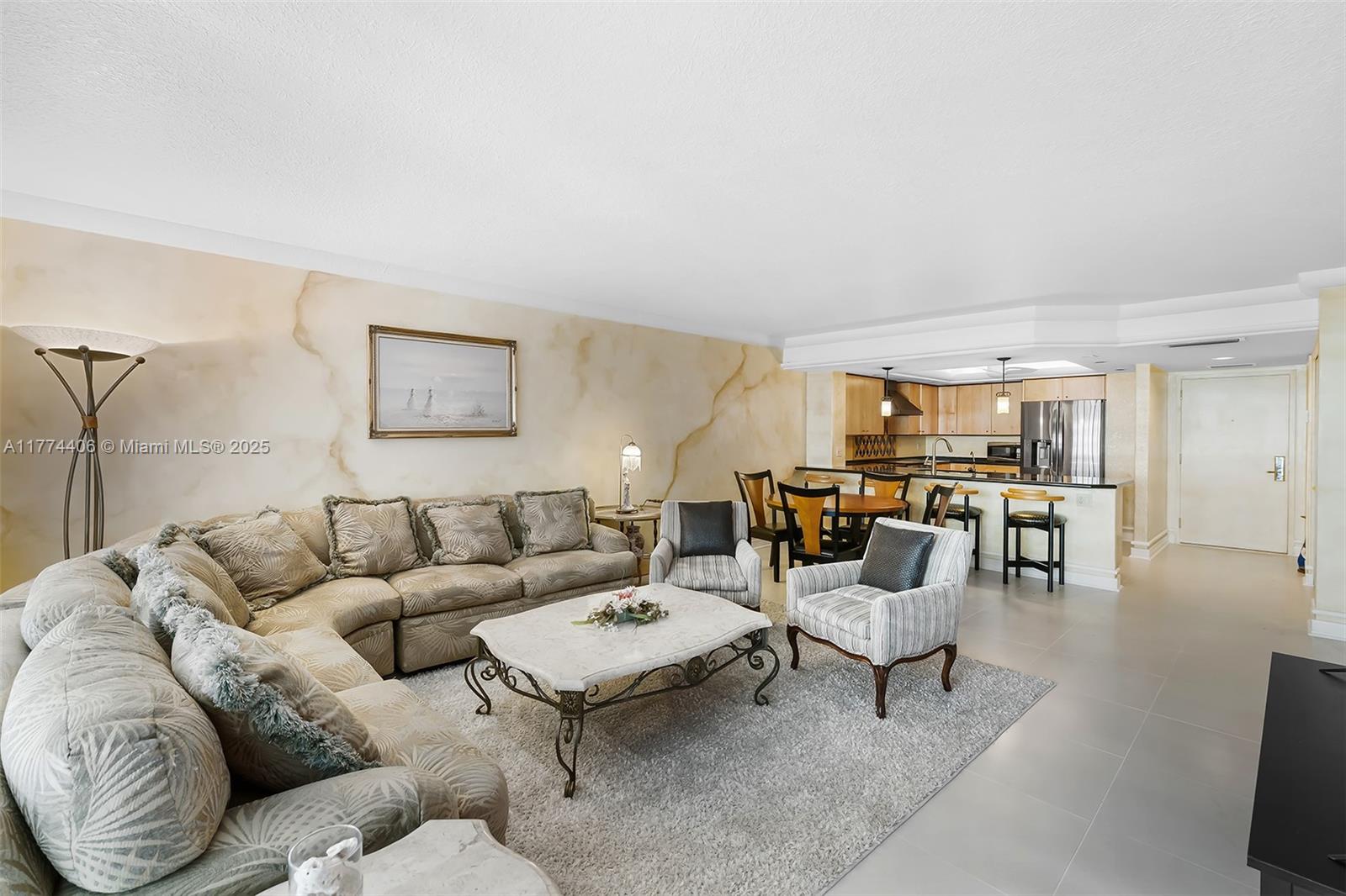 3900 GALT OCEAN DR # 214
