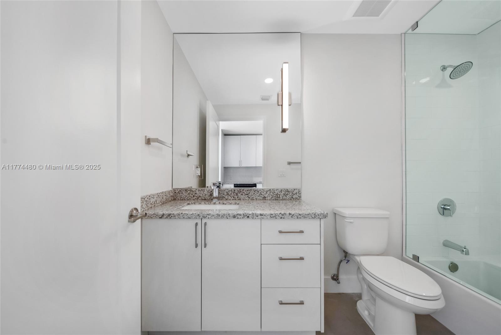 1536 NW 15th Ave # 302