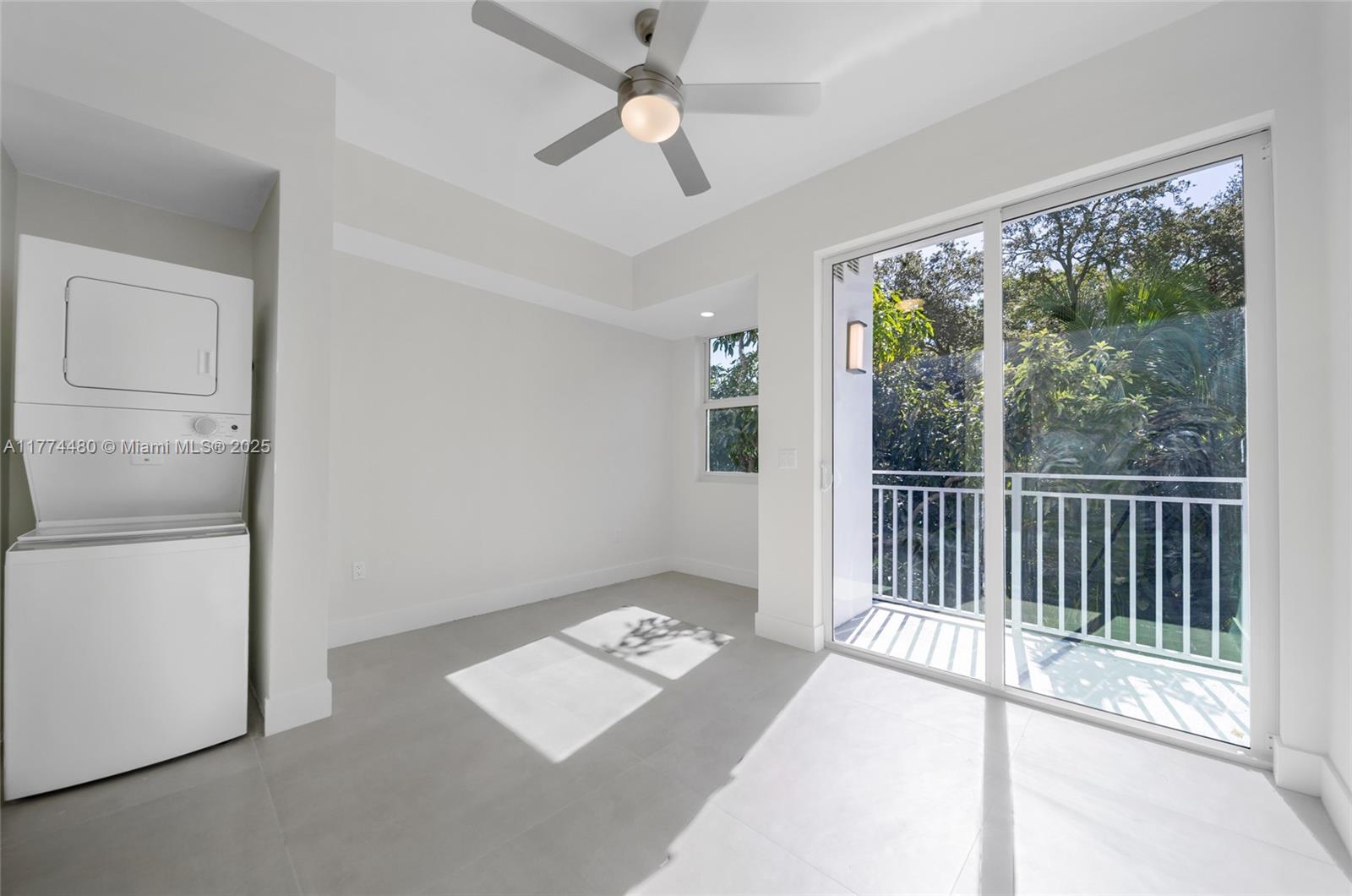 1536 NW 15th Ave # 302