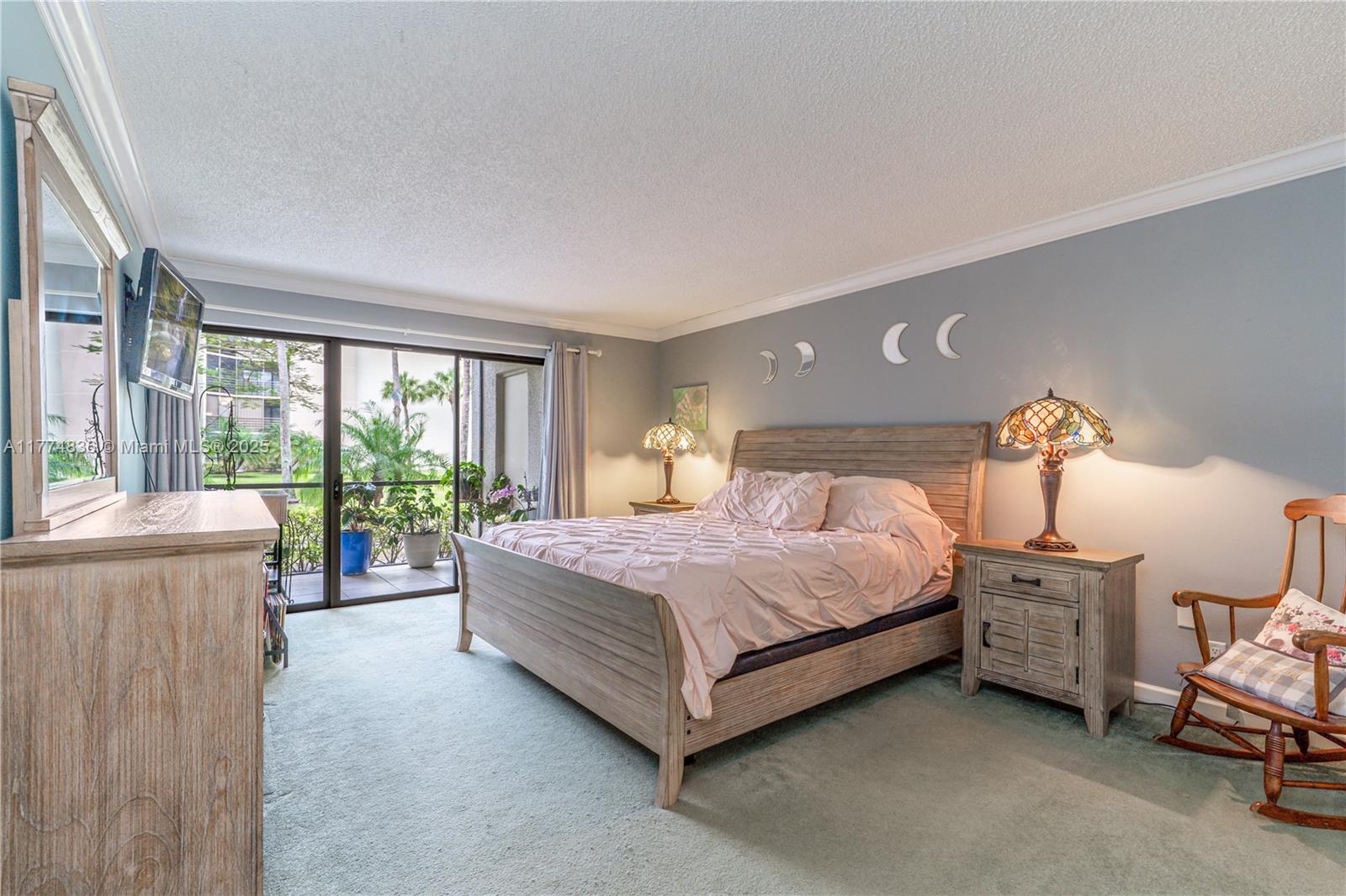 5750 Camino Del Sol # 103