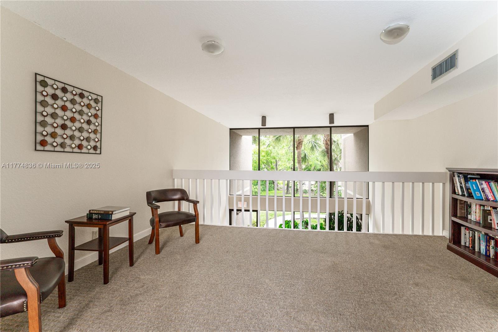 5750 Camino Del Sol # 103