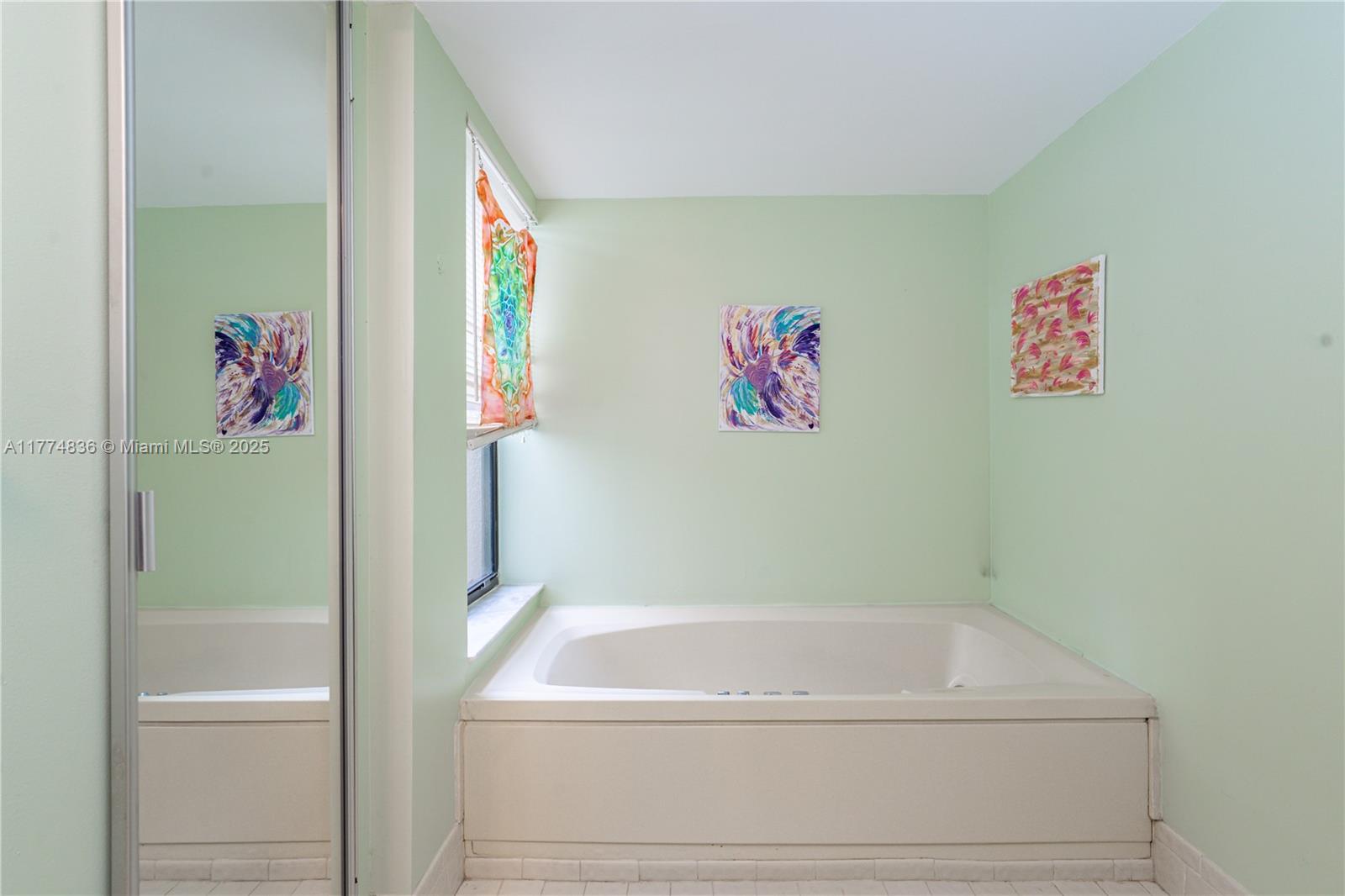 5750 Camino Del Sol # 103