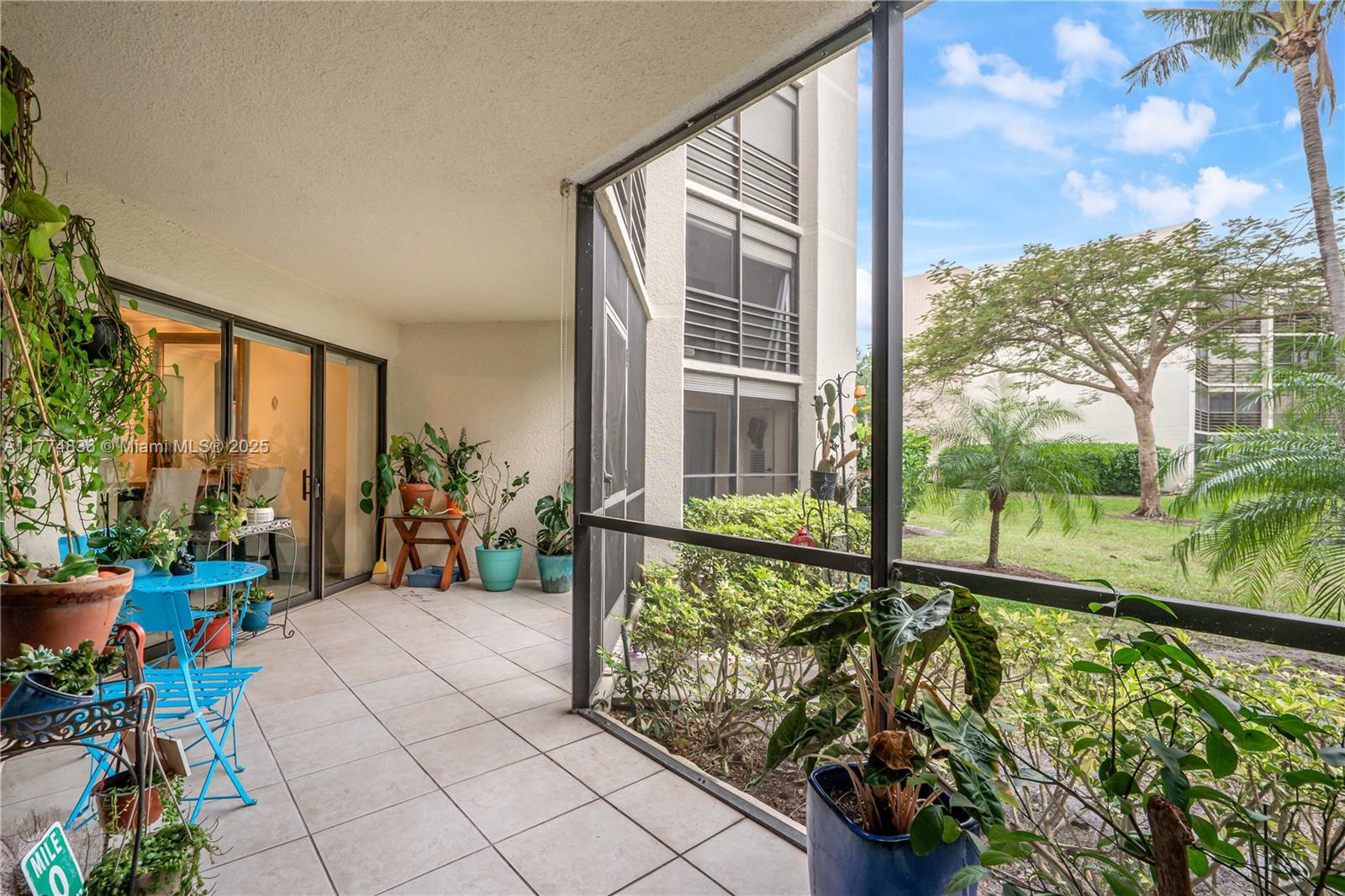 5750 Camino Del Sol # 103