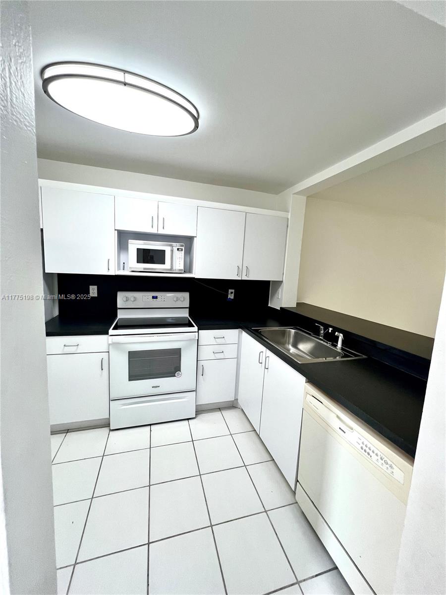 1920 Sabal Palm Dr # 404