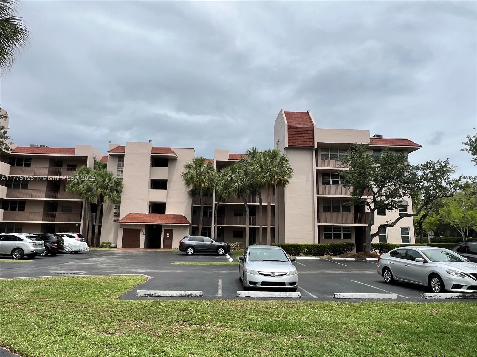 1920 Sabal Palm Dr # 404