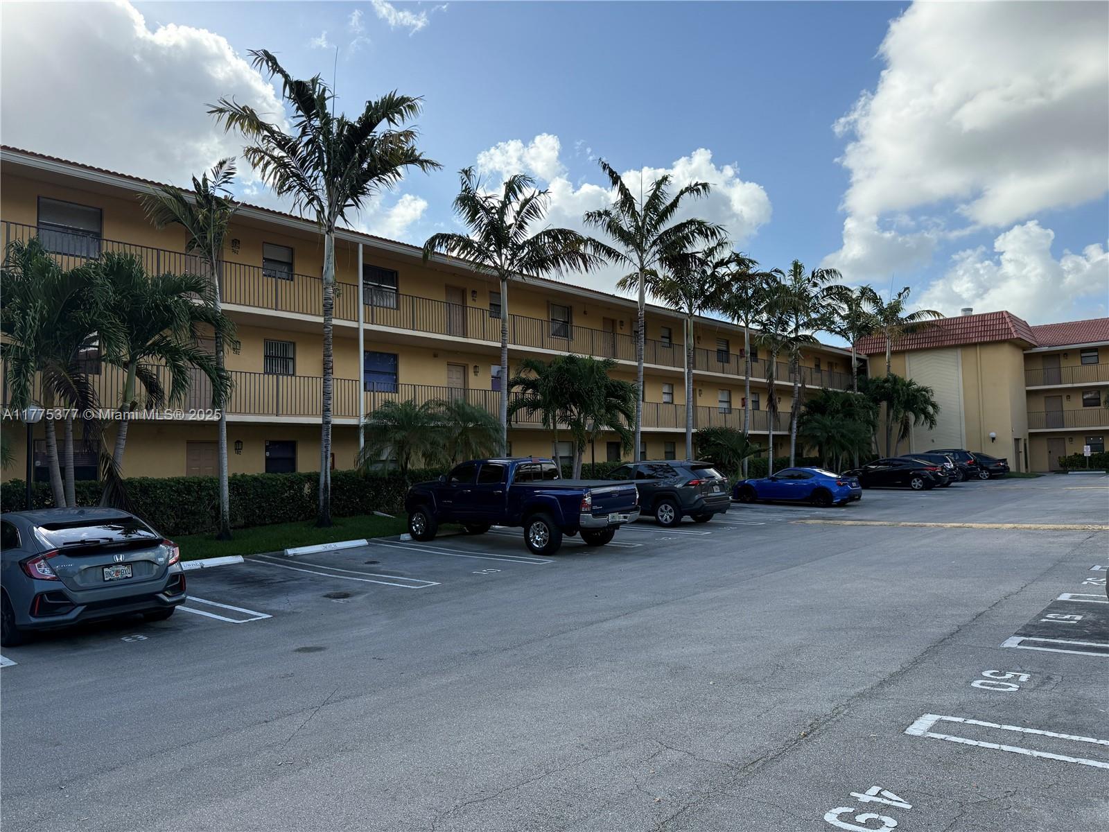 11477 NW 39th Ct # 1 Unit: 104-1