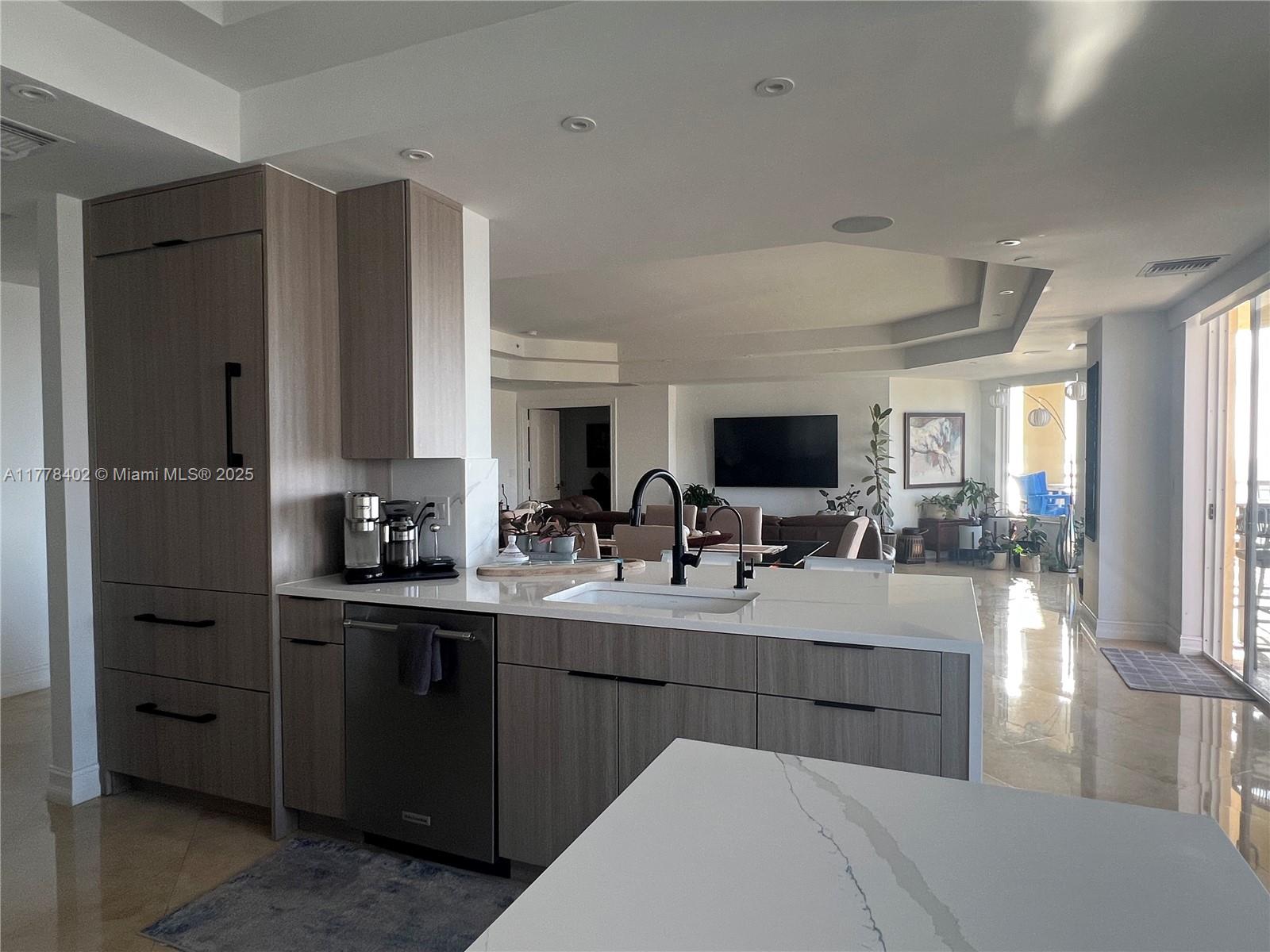 1395 S Ocean Blvd # 7A