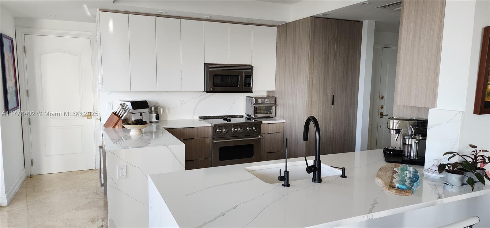 1395 S Ocean Blvd # 7A