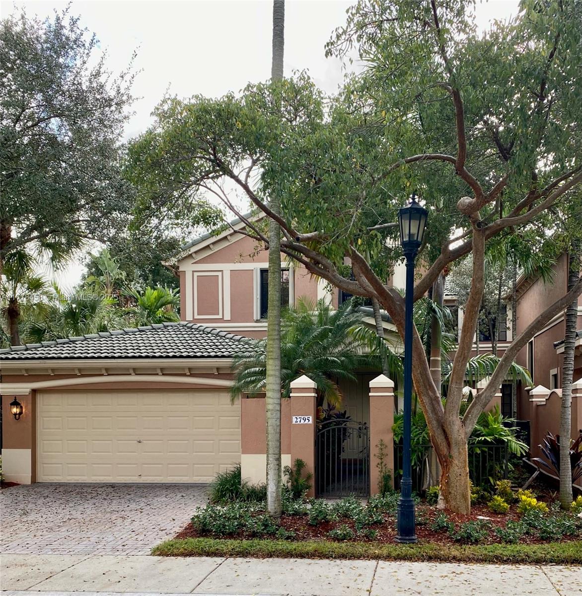 2795 Kinsington Cir # 3 Unit: 11-3