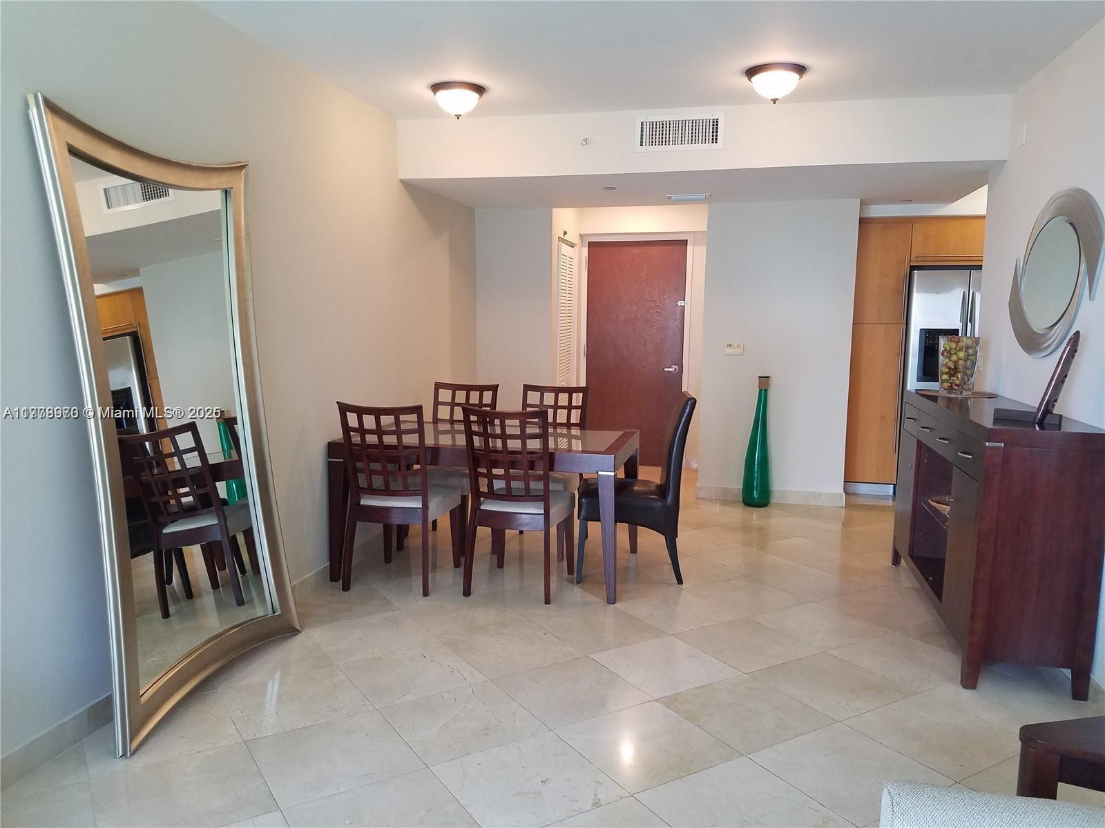 6365 Collins Ave # 910