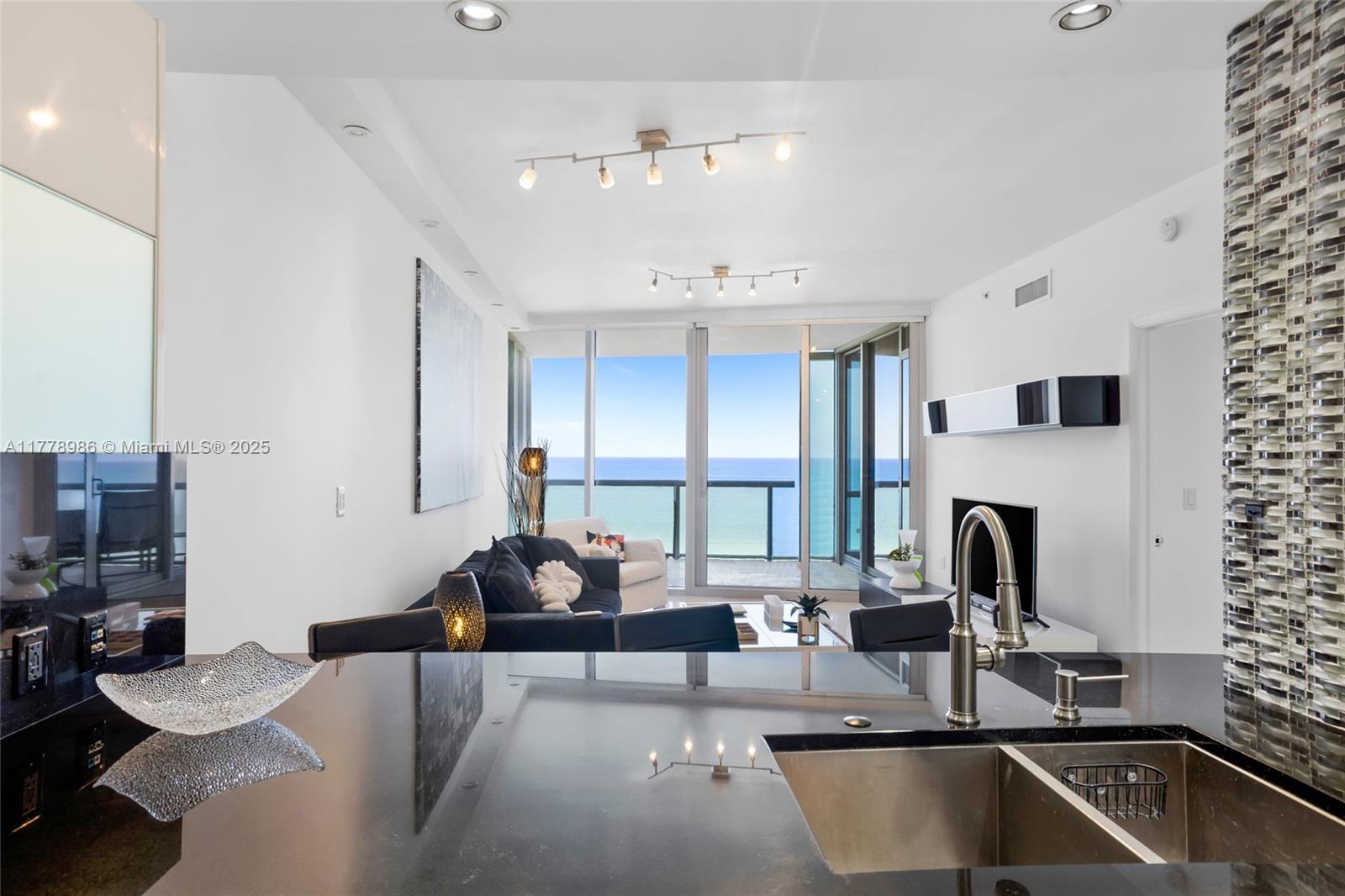 17121 Collins Ave # 1406