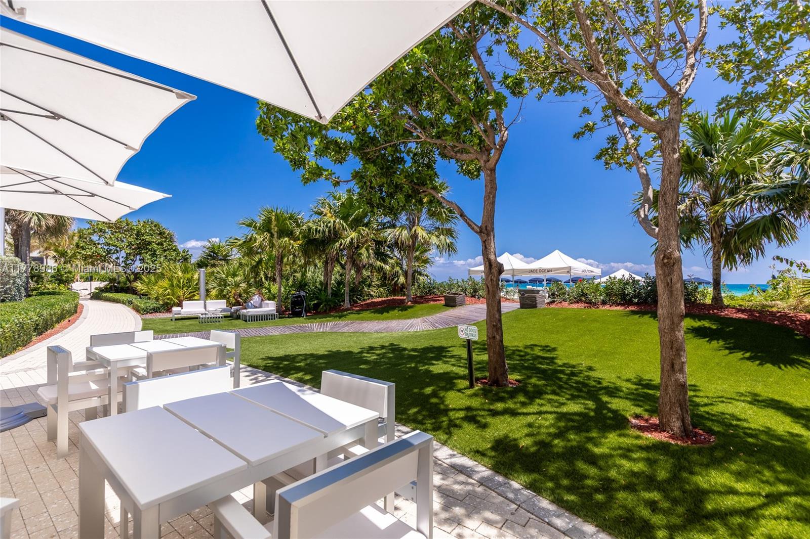 17121 Collins Ave # 1406