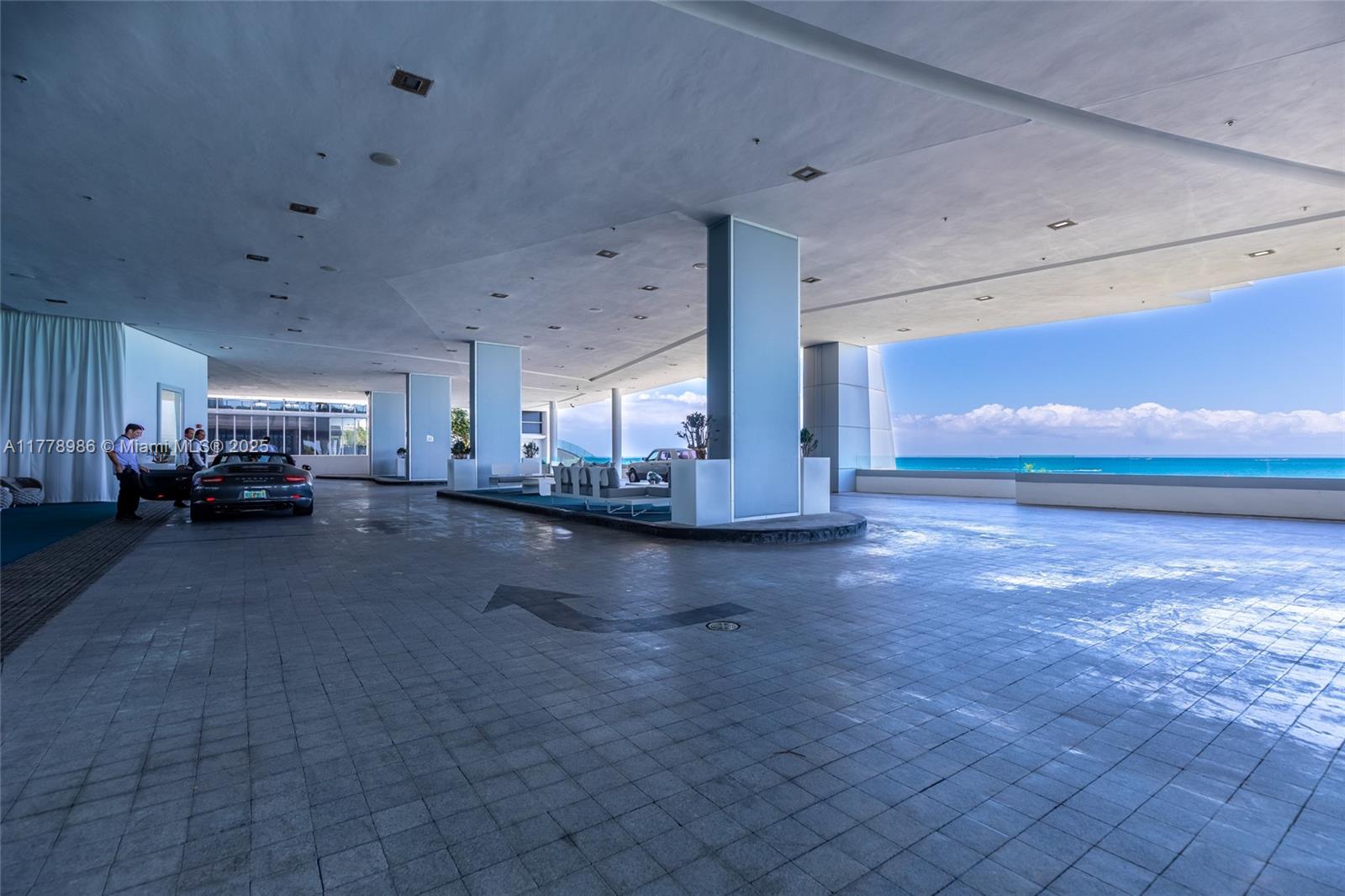 17121 Collins Ave # 1406