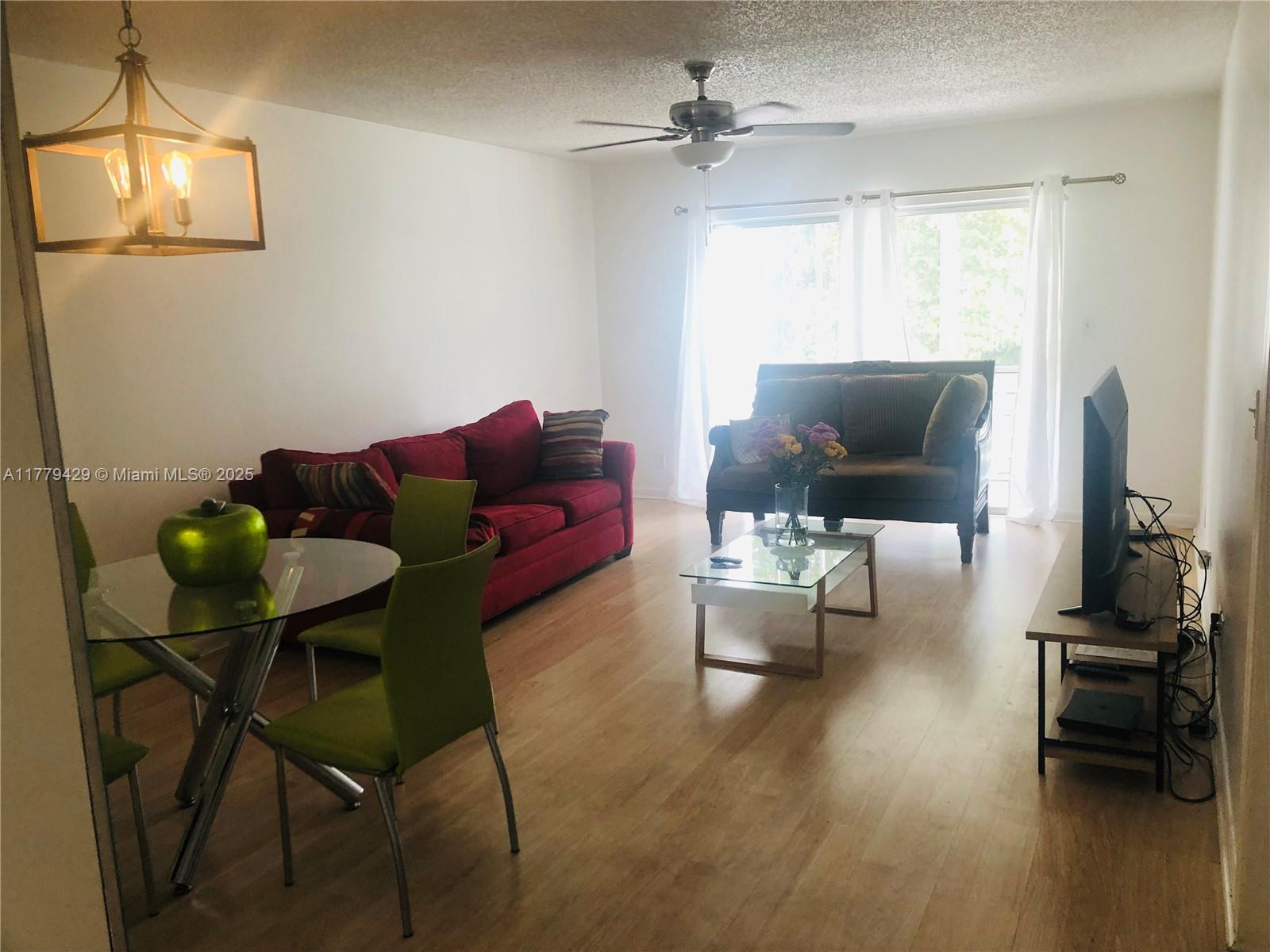 3776 Inverrary Blvd # 205R