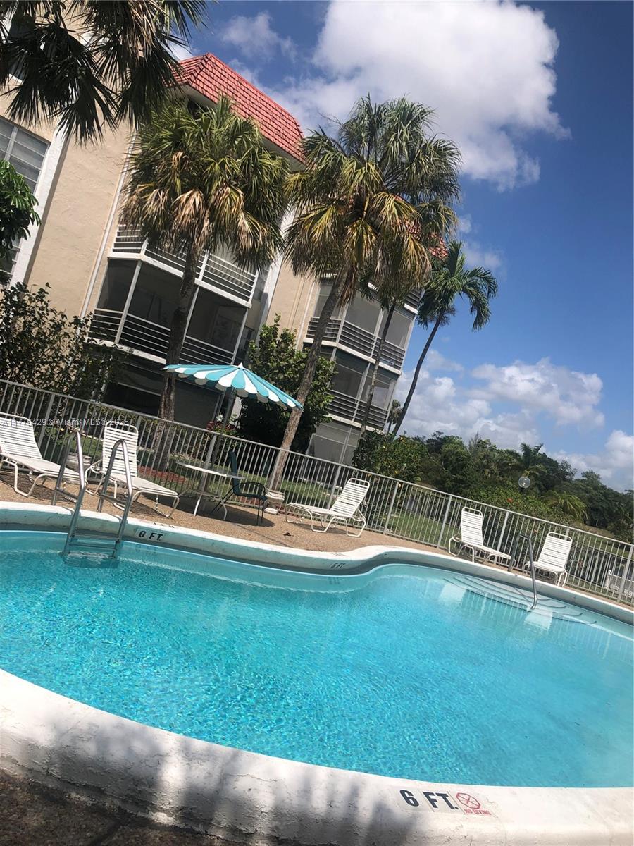 3776 Inverrary Blvd # 205R