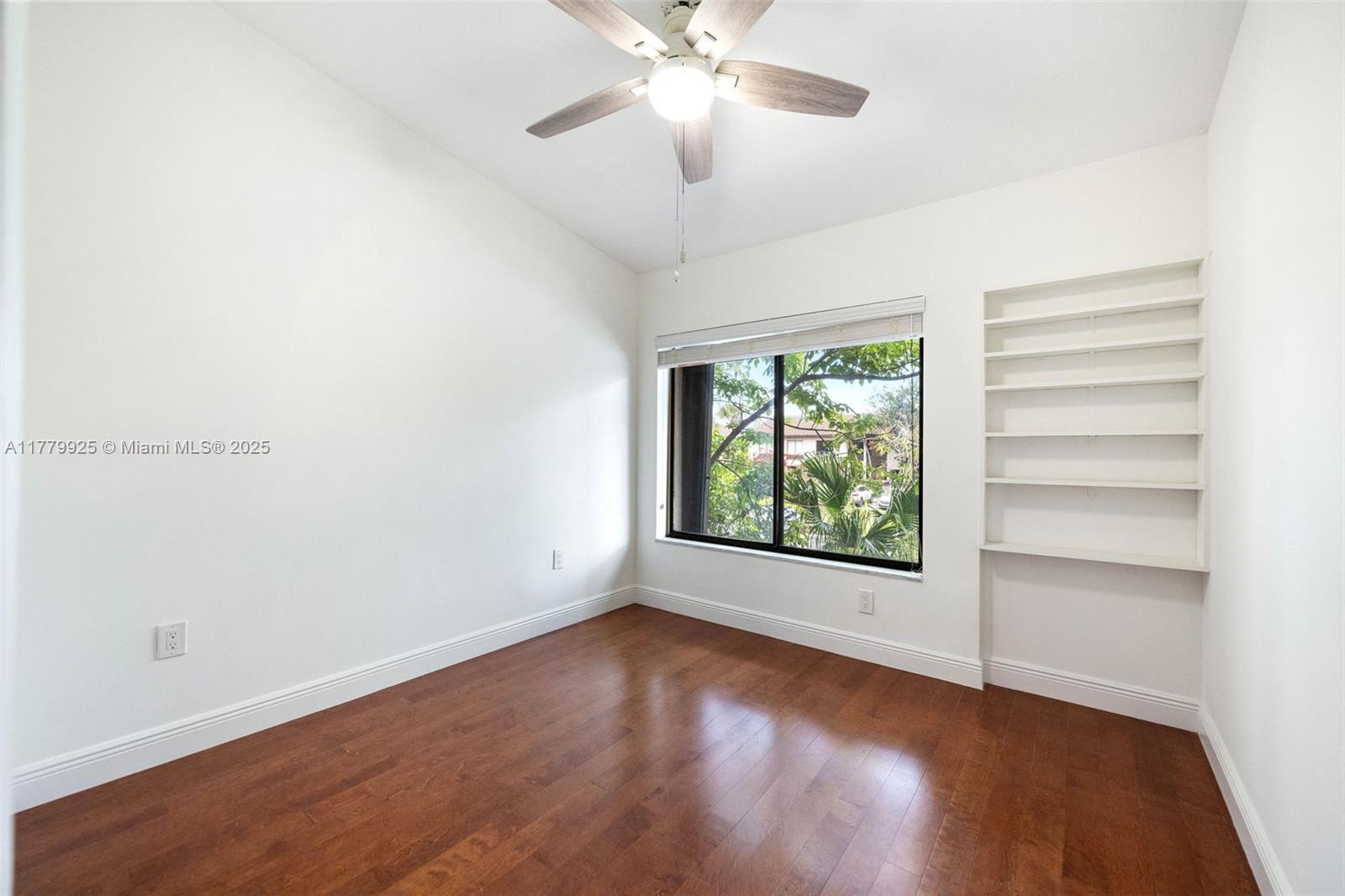 16476 NE 27th Ave # 50