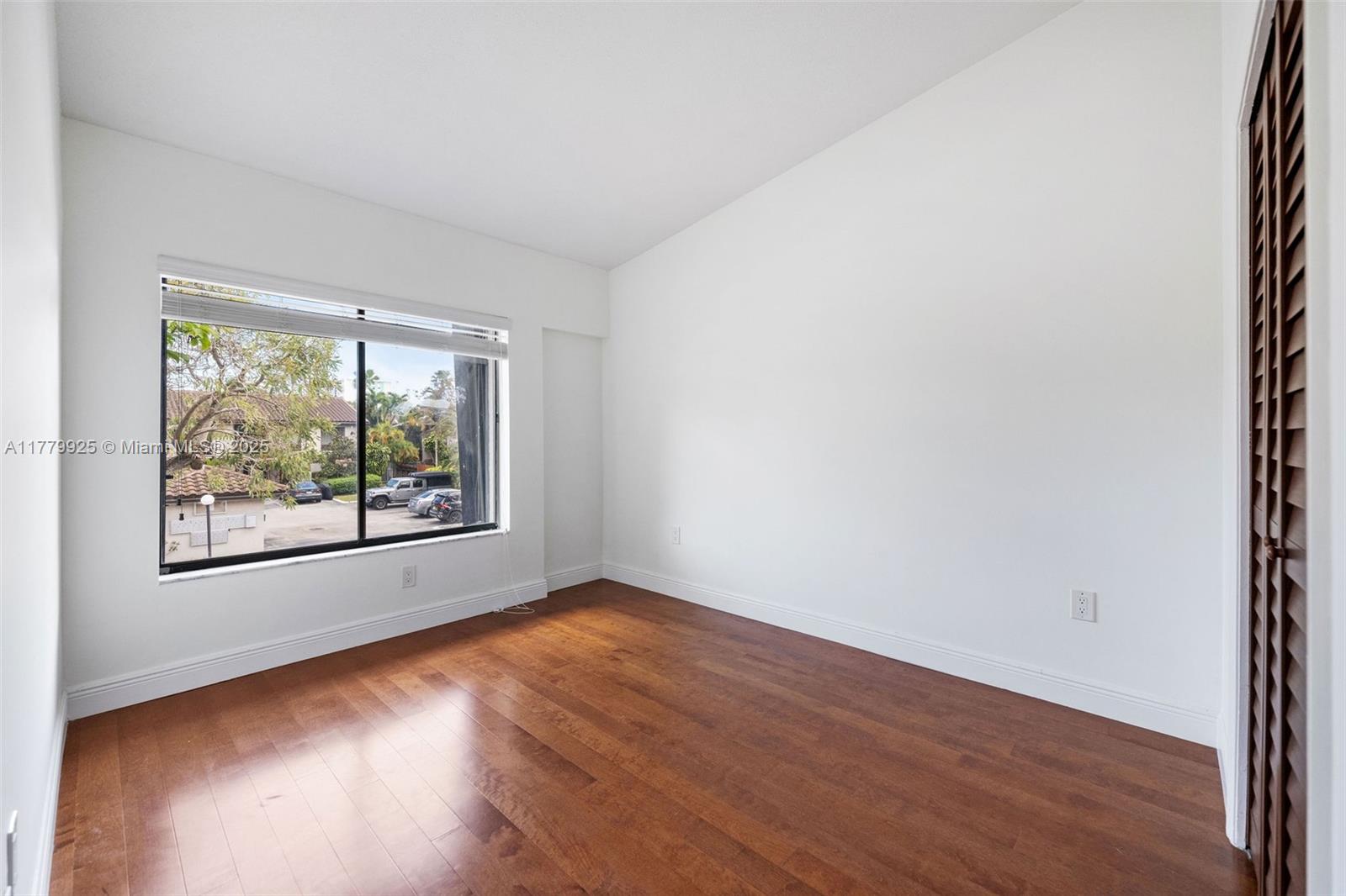 16476 NE 27th Ave # 50