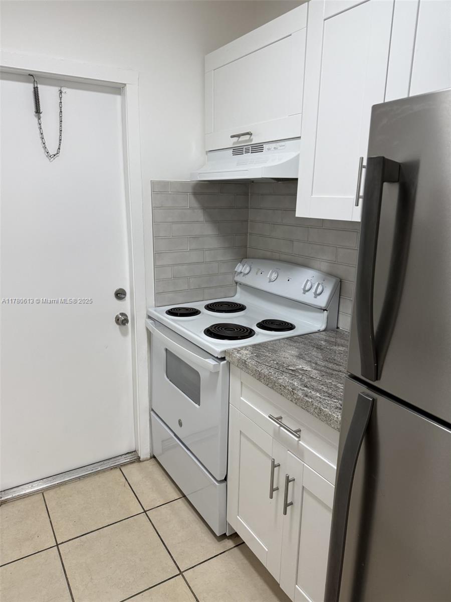 1895 Venice Park Dr # 2A