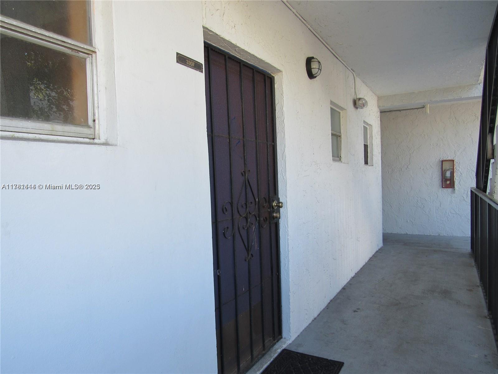 7501 NW 16th St # 3307