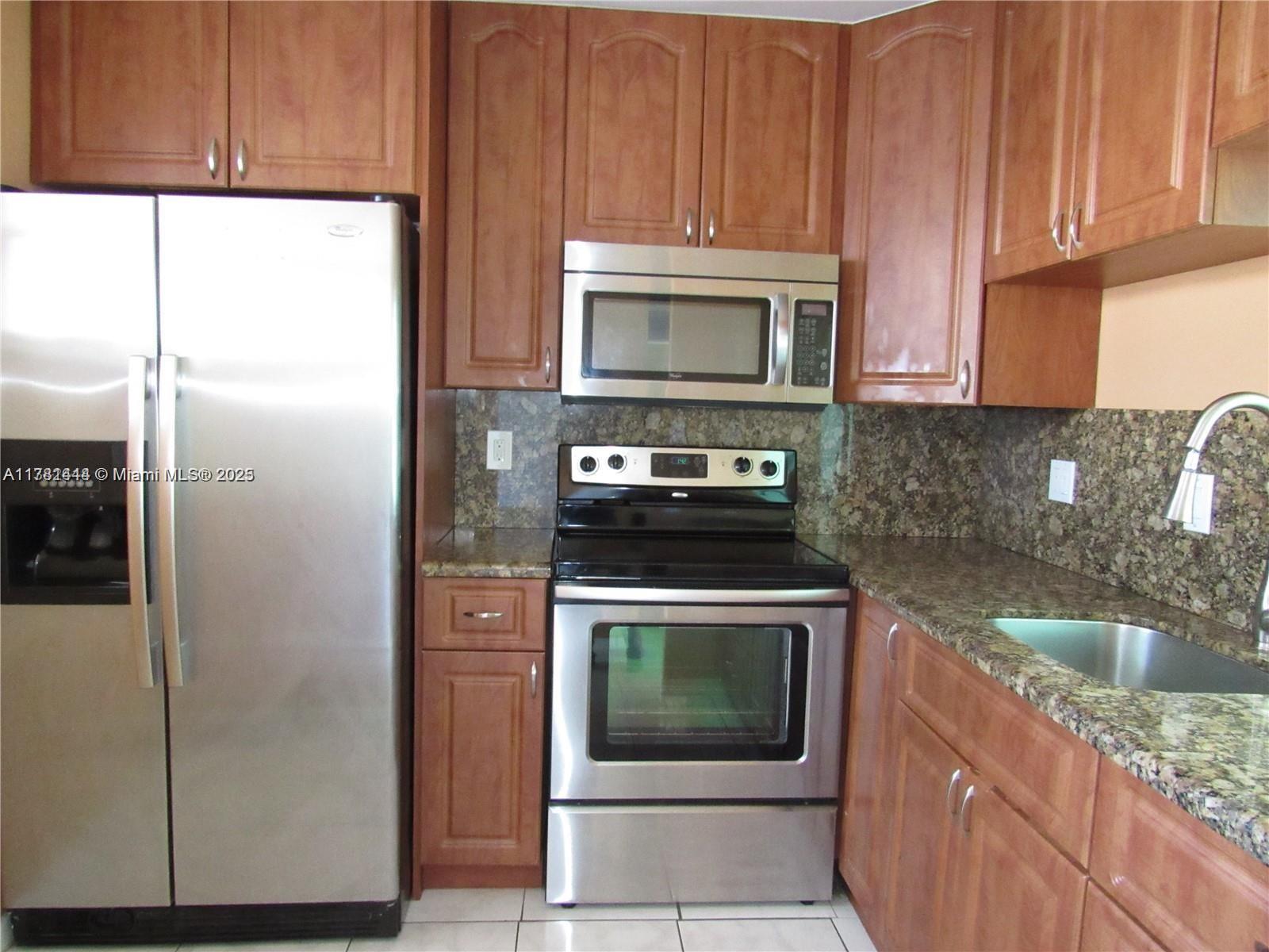 7501 NW 16th St # 3307