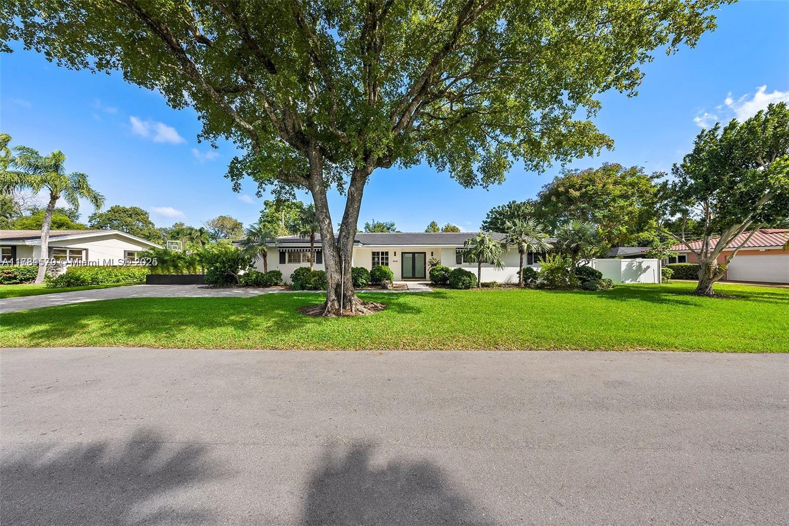13041 SW 70th Ave