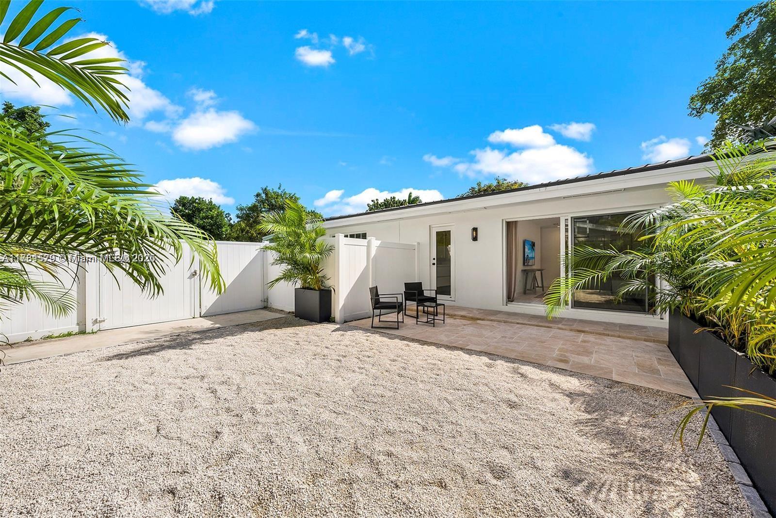 13041 SW 70th Ave