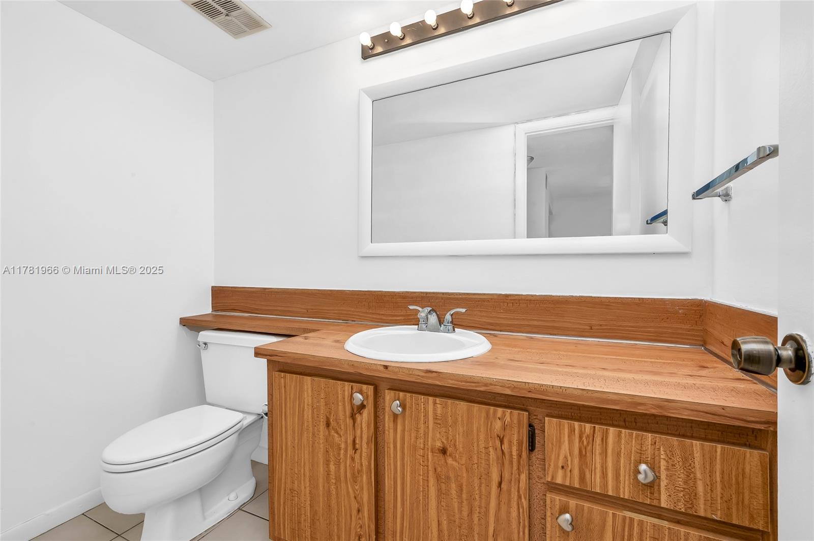 2821 SW 87th Ave # 808