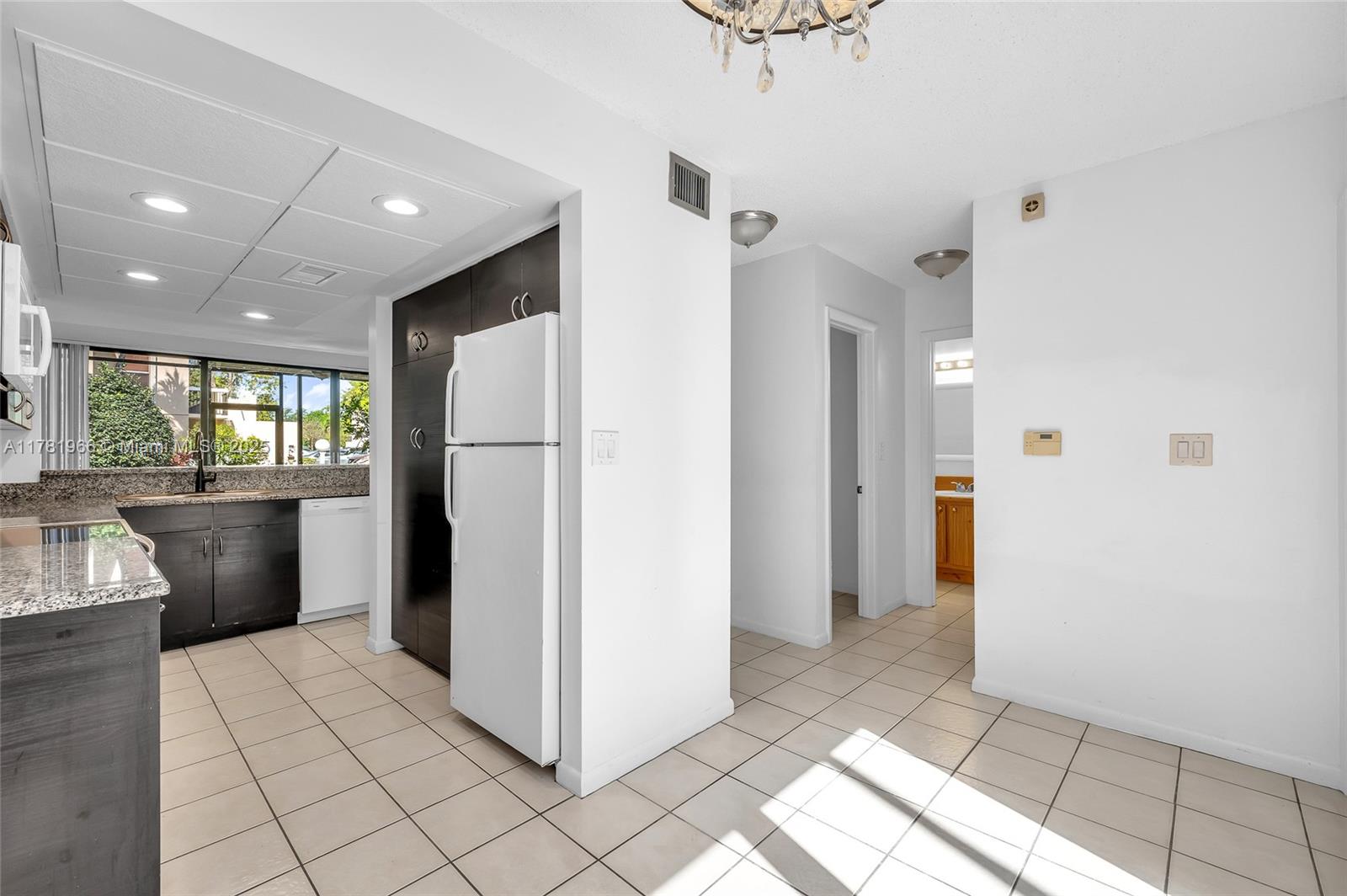 2821 SW 87th Ave # 808