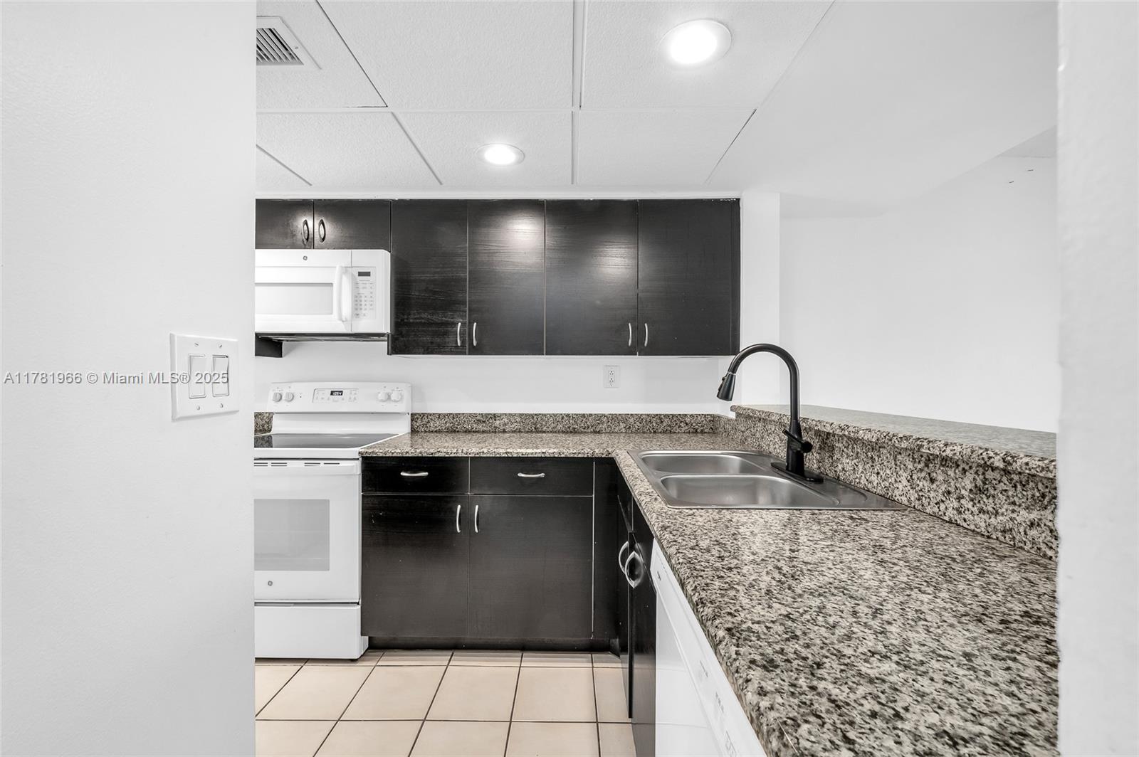 2821 SW 87th Ave # 808