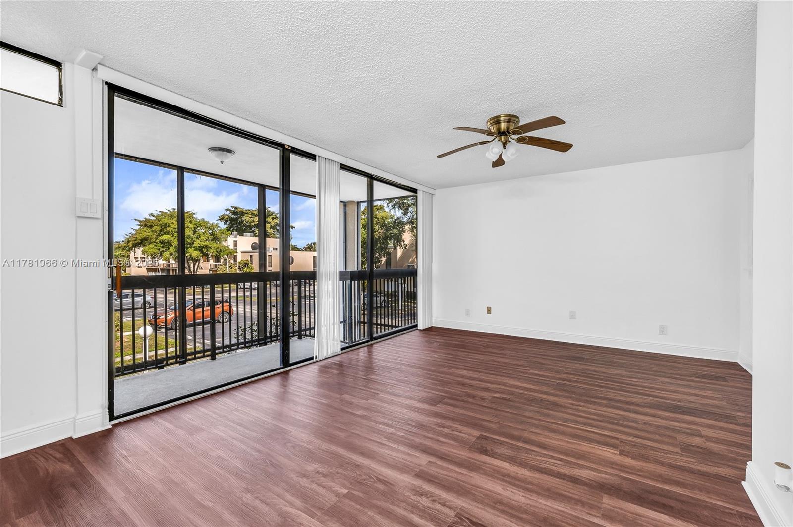 2821 SW 87th Ave # 808