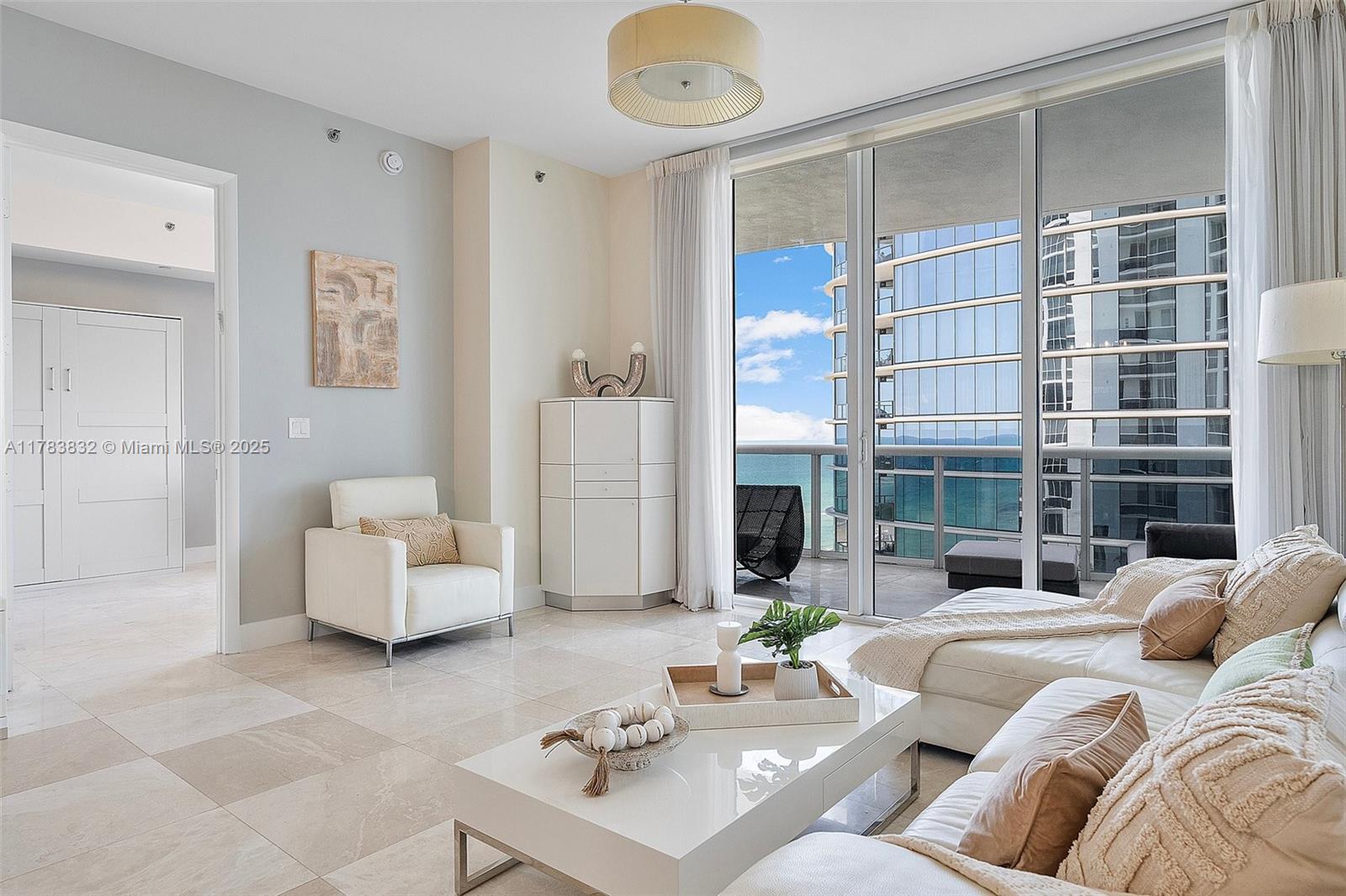 15811 Collins Ave # 802