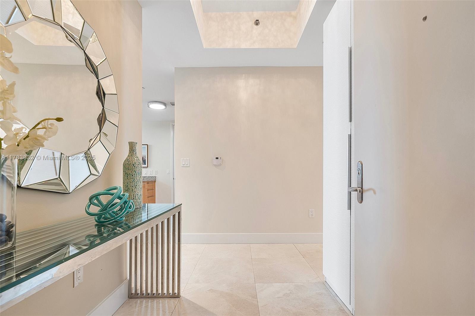 15811 Collins Ave # 802