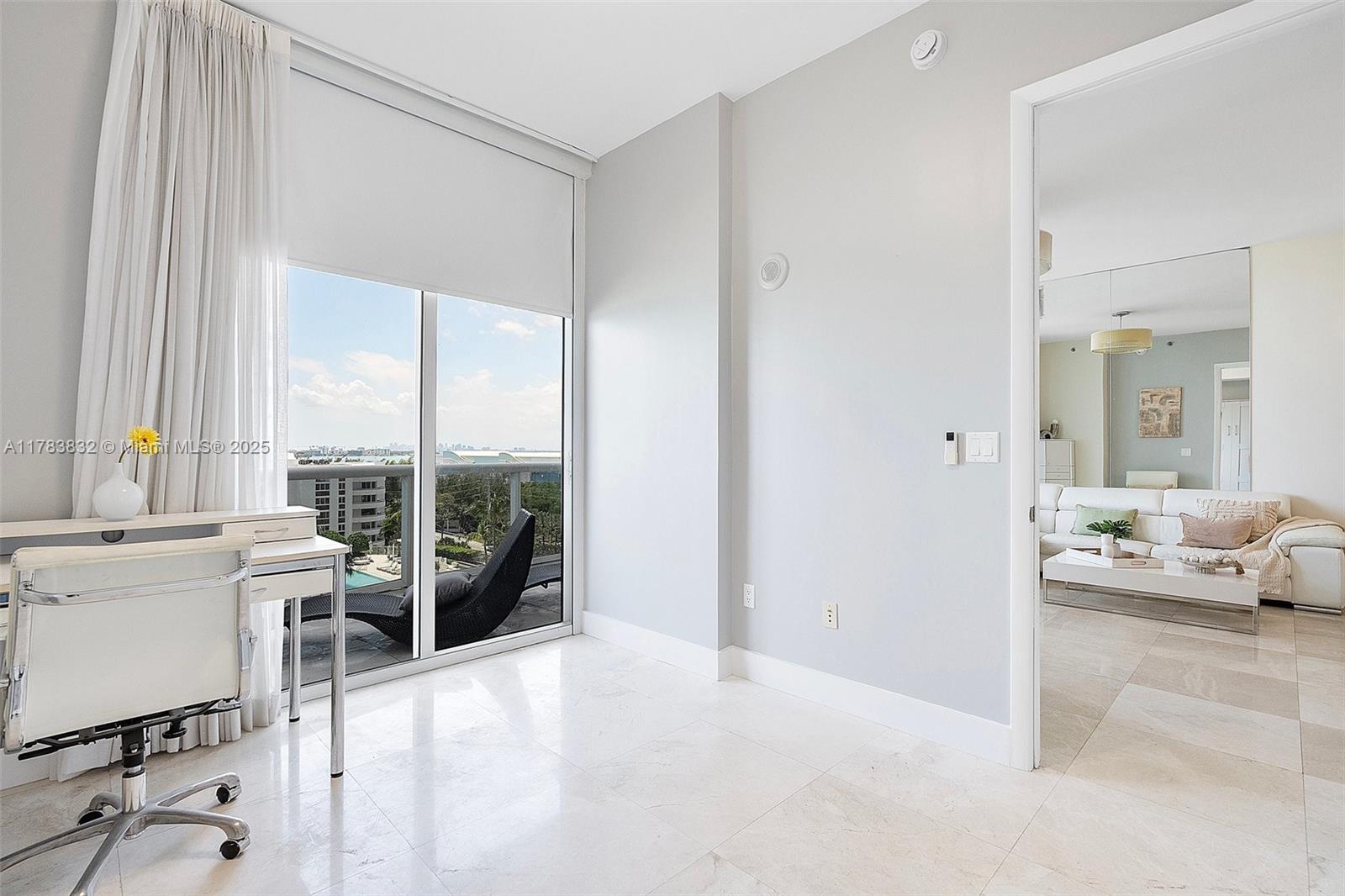 15811 Collins Ave # 802