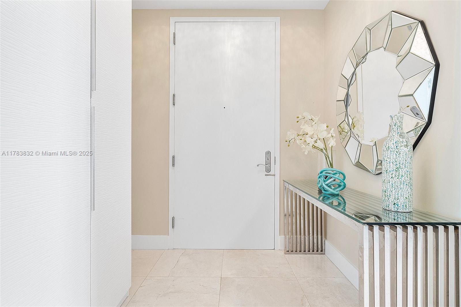 15811 Collins Ave # 802