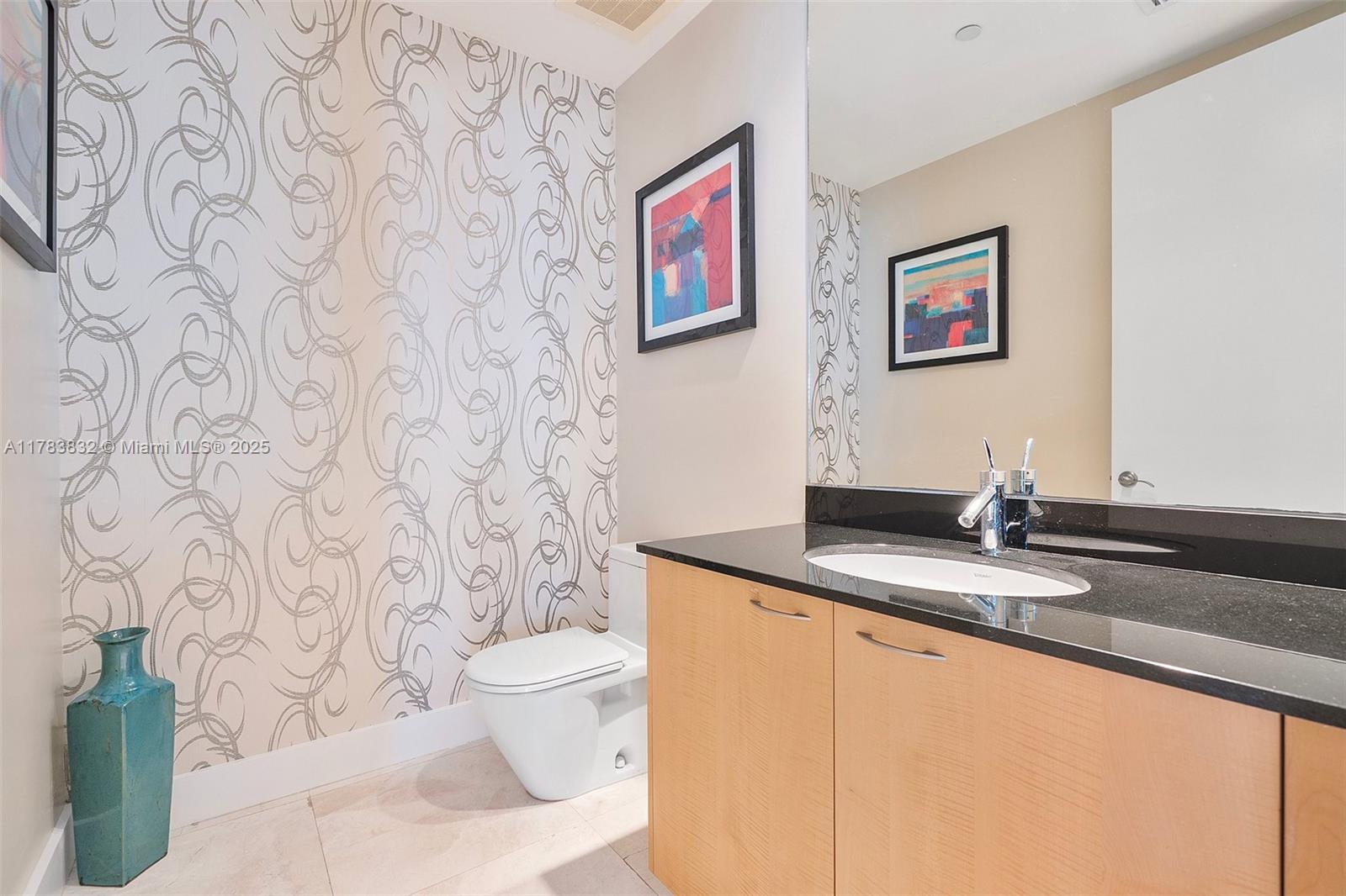 15811 Collins Ave # 802