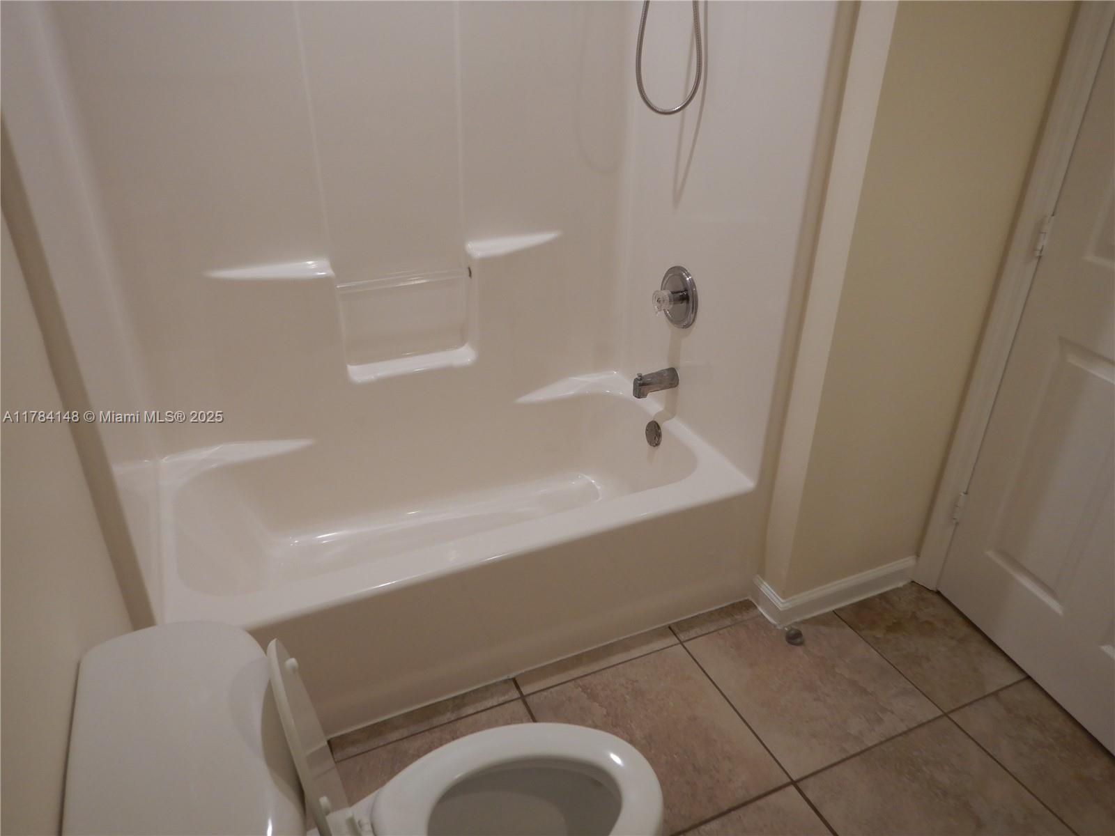 160 Empress Ave