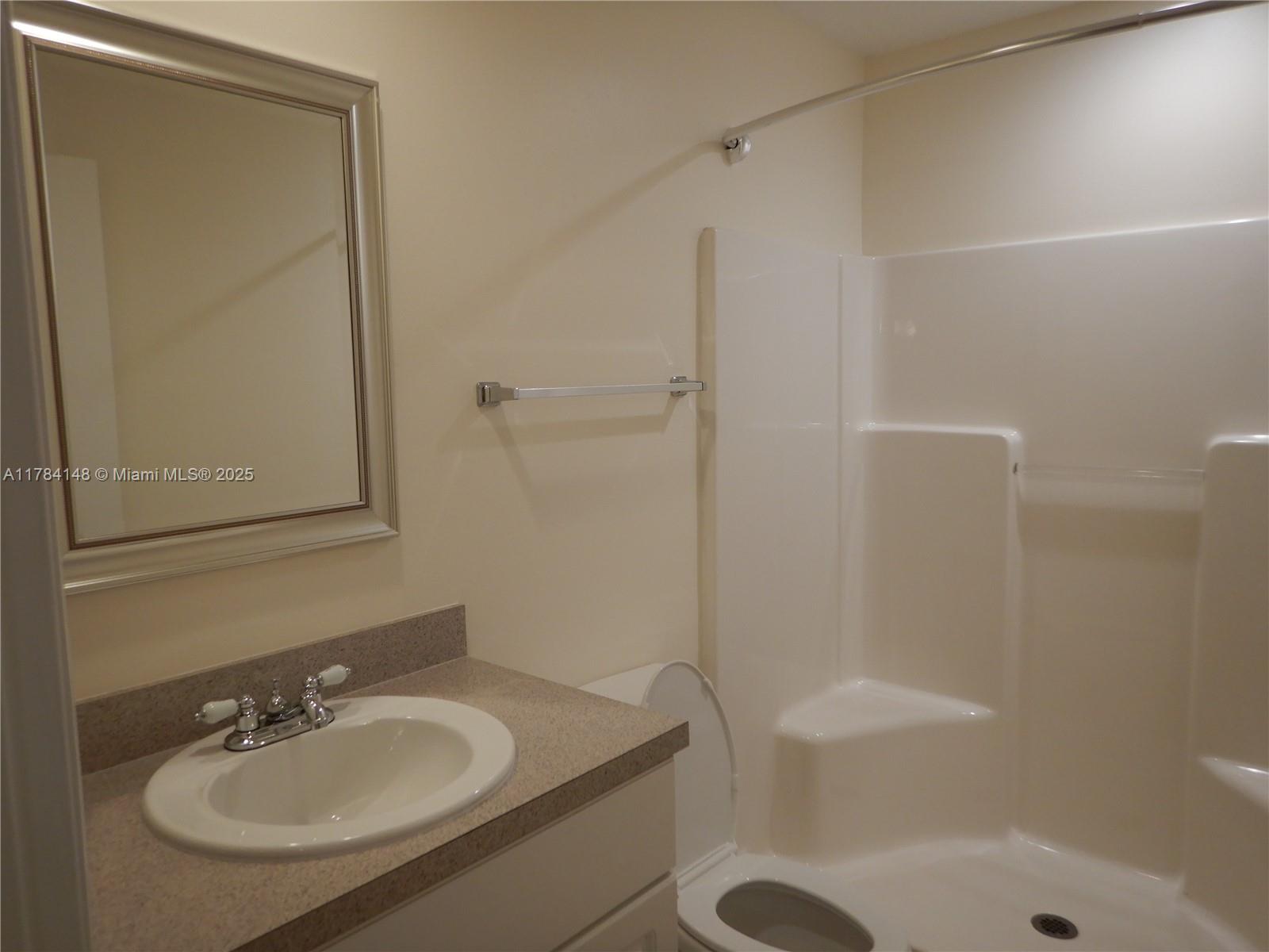 160 Empress Ave