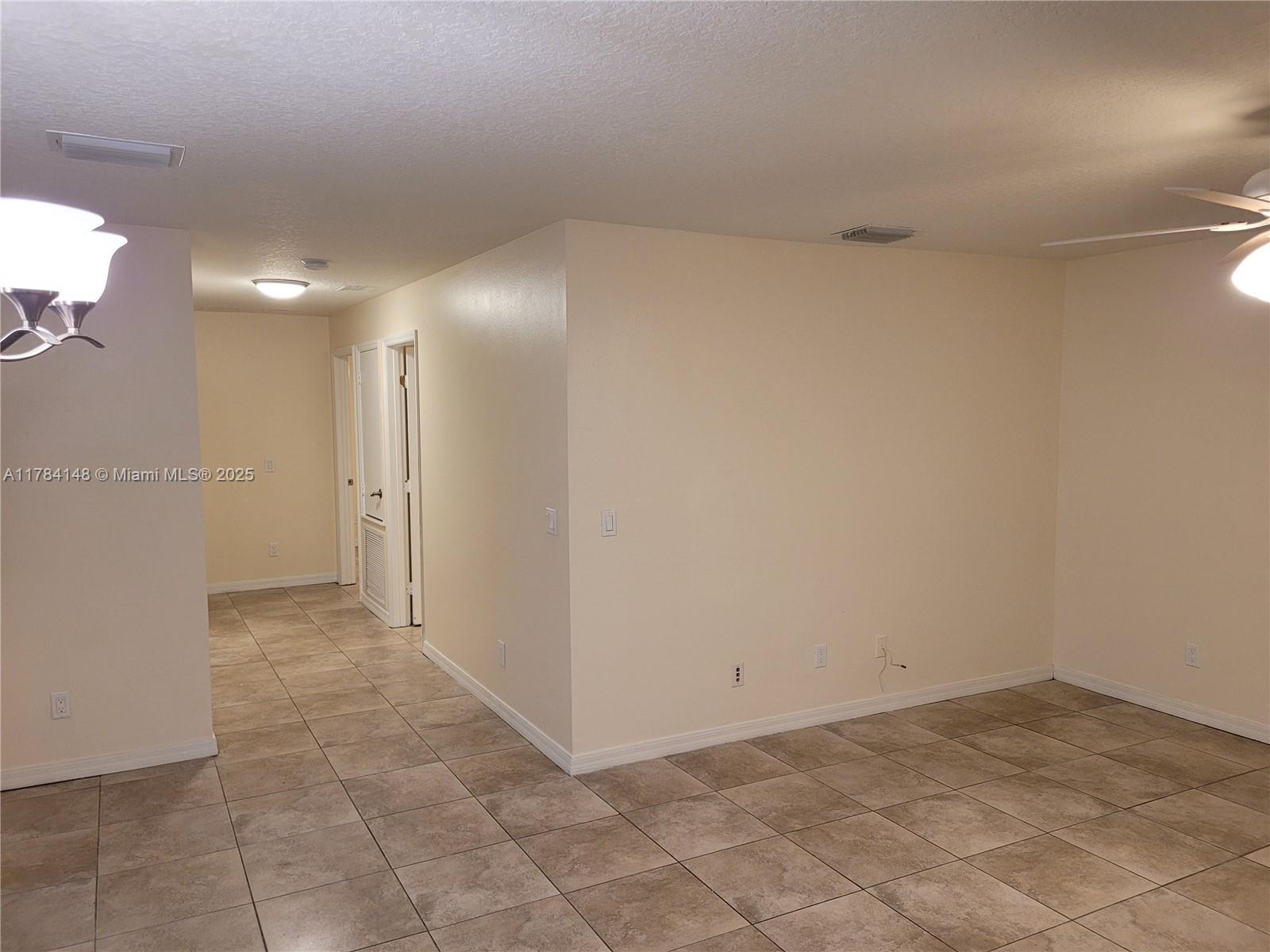 160 Empress Ave