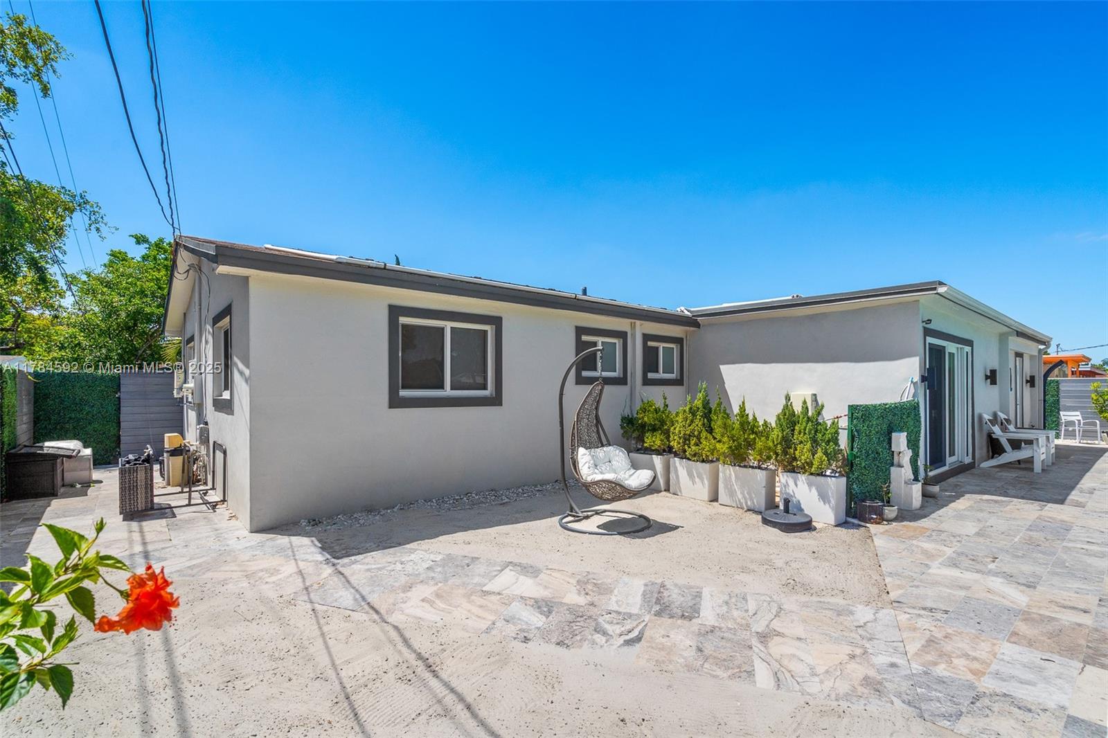 251 N 71st Ave