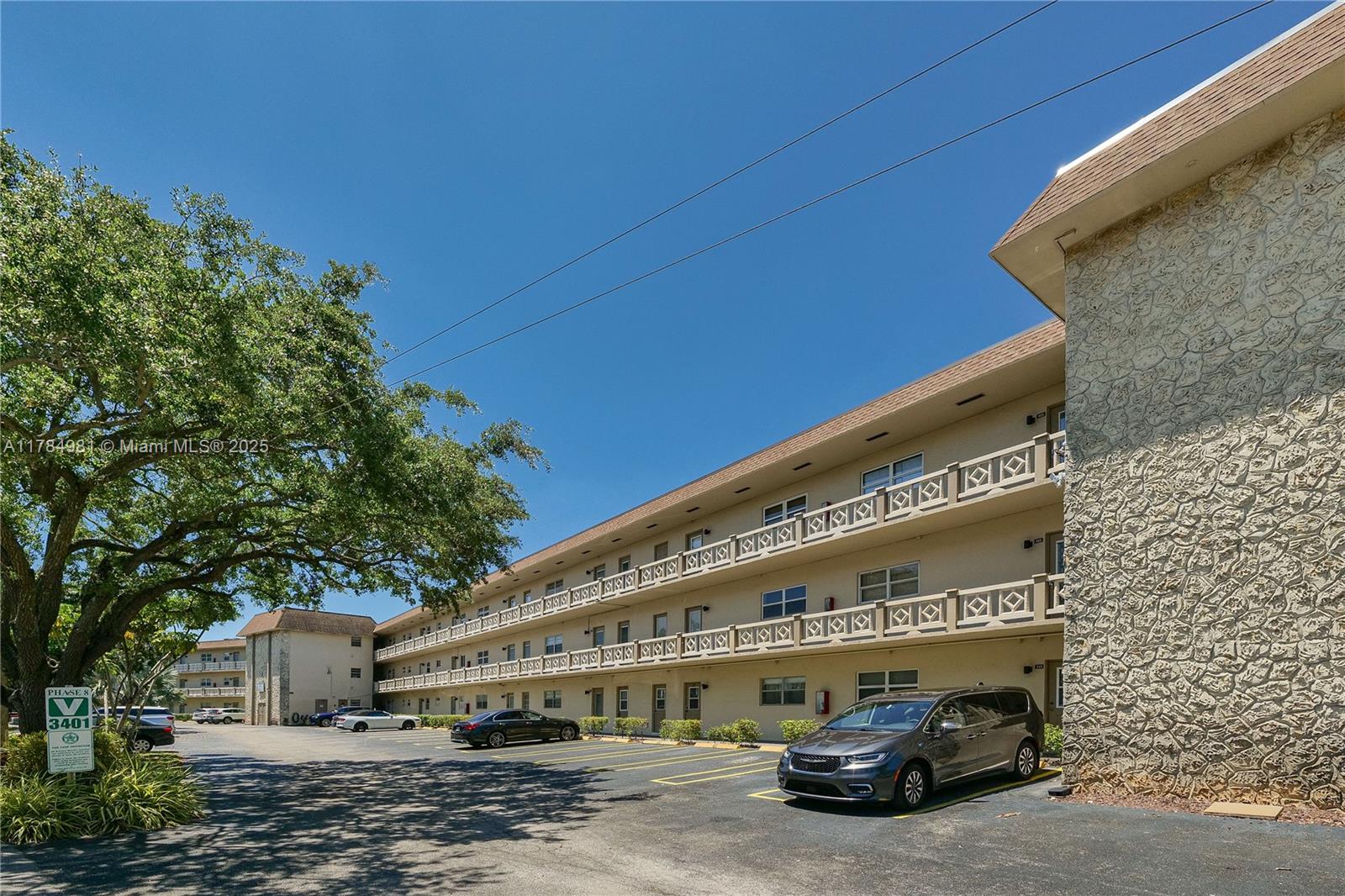 3401 NW 47th Ave # 514